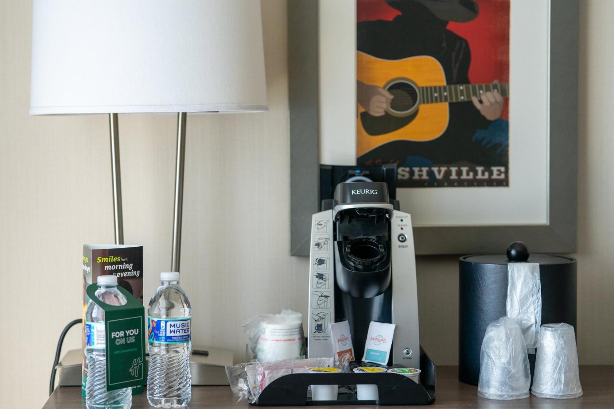 Holiday Vanderbilt By Ihg Nashville