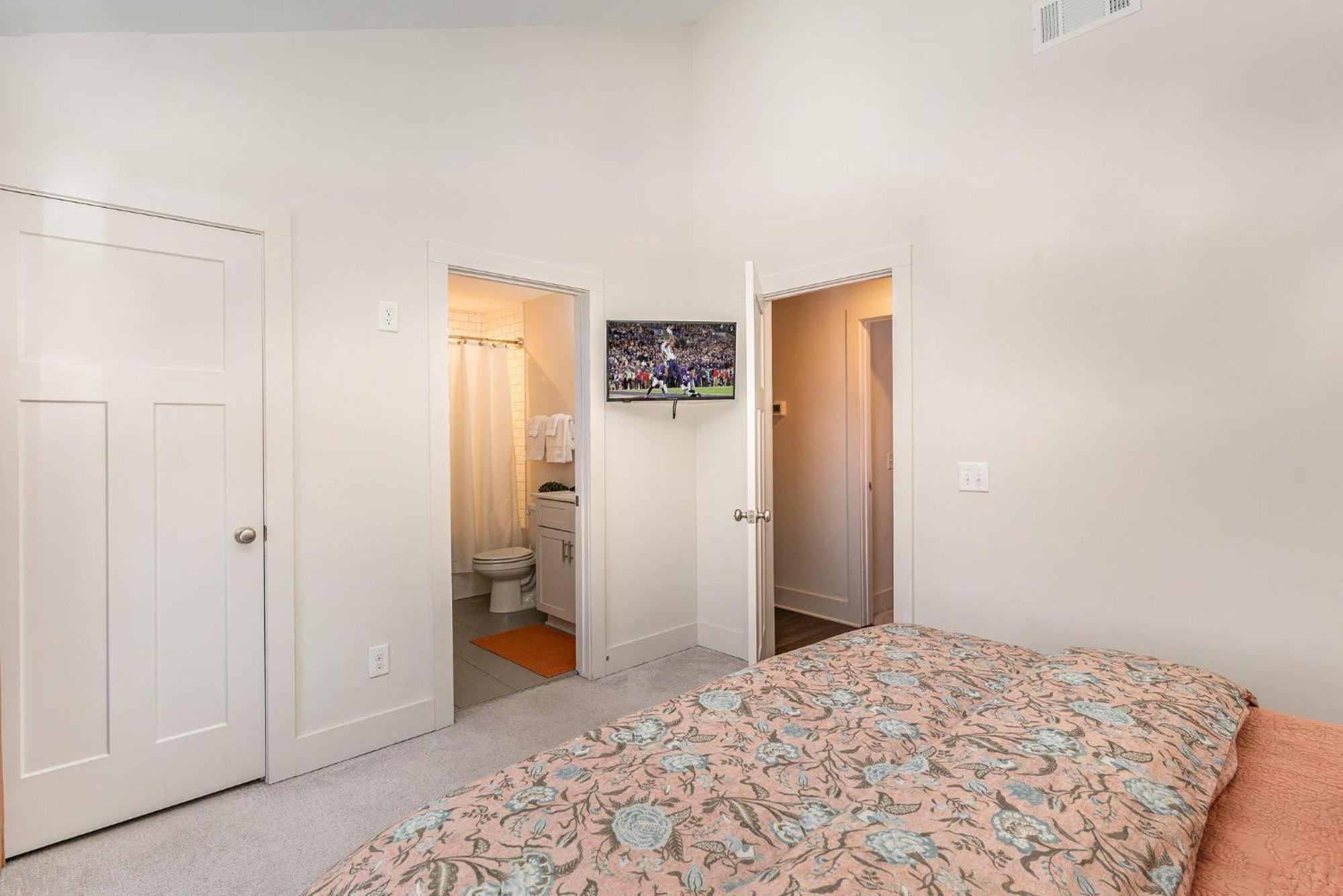 Beech Cove-private Patio-in 12 South District *