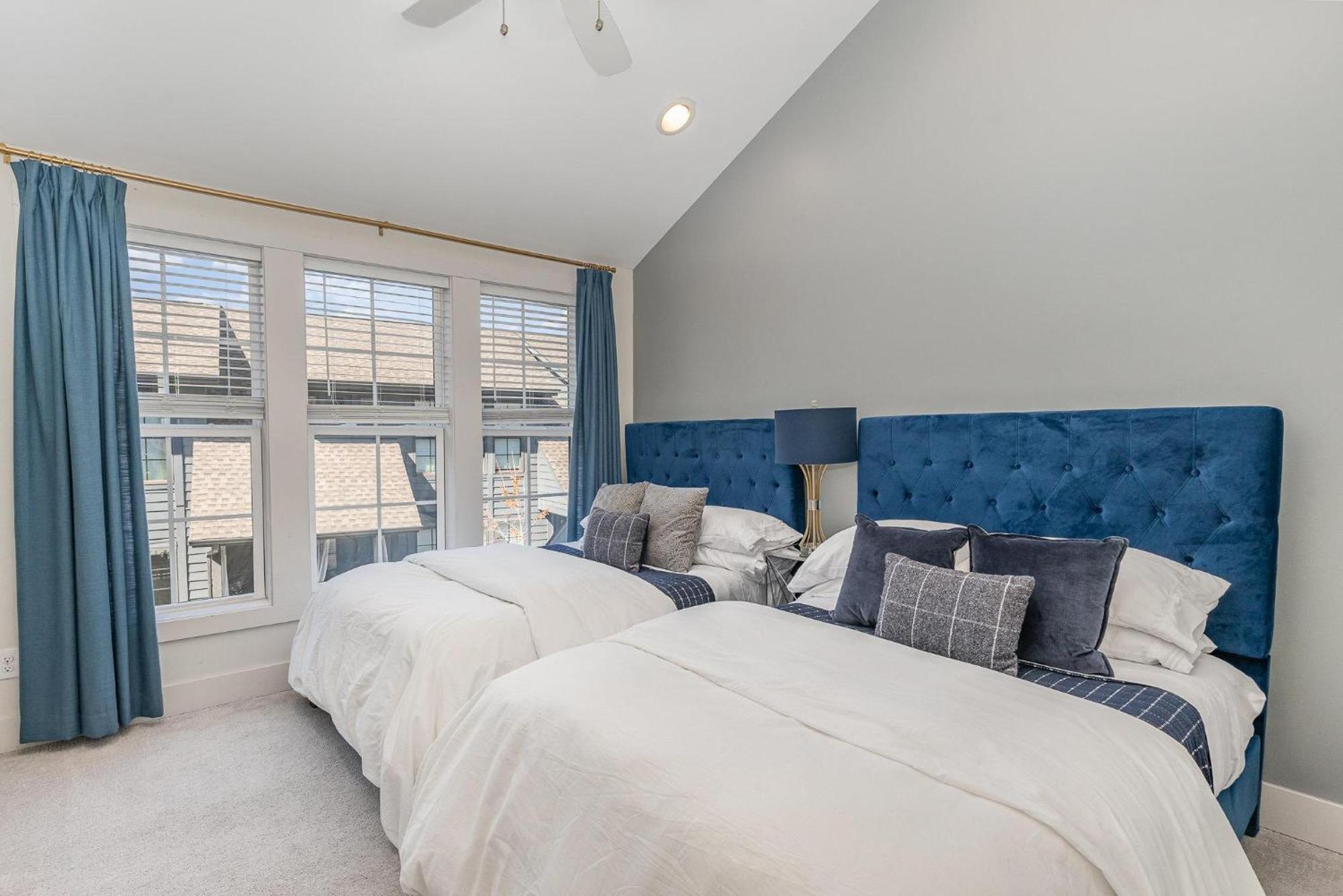 Beech Cove-private Patio-in 12 South District *