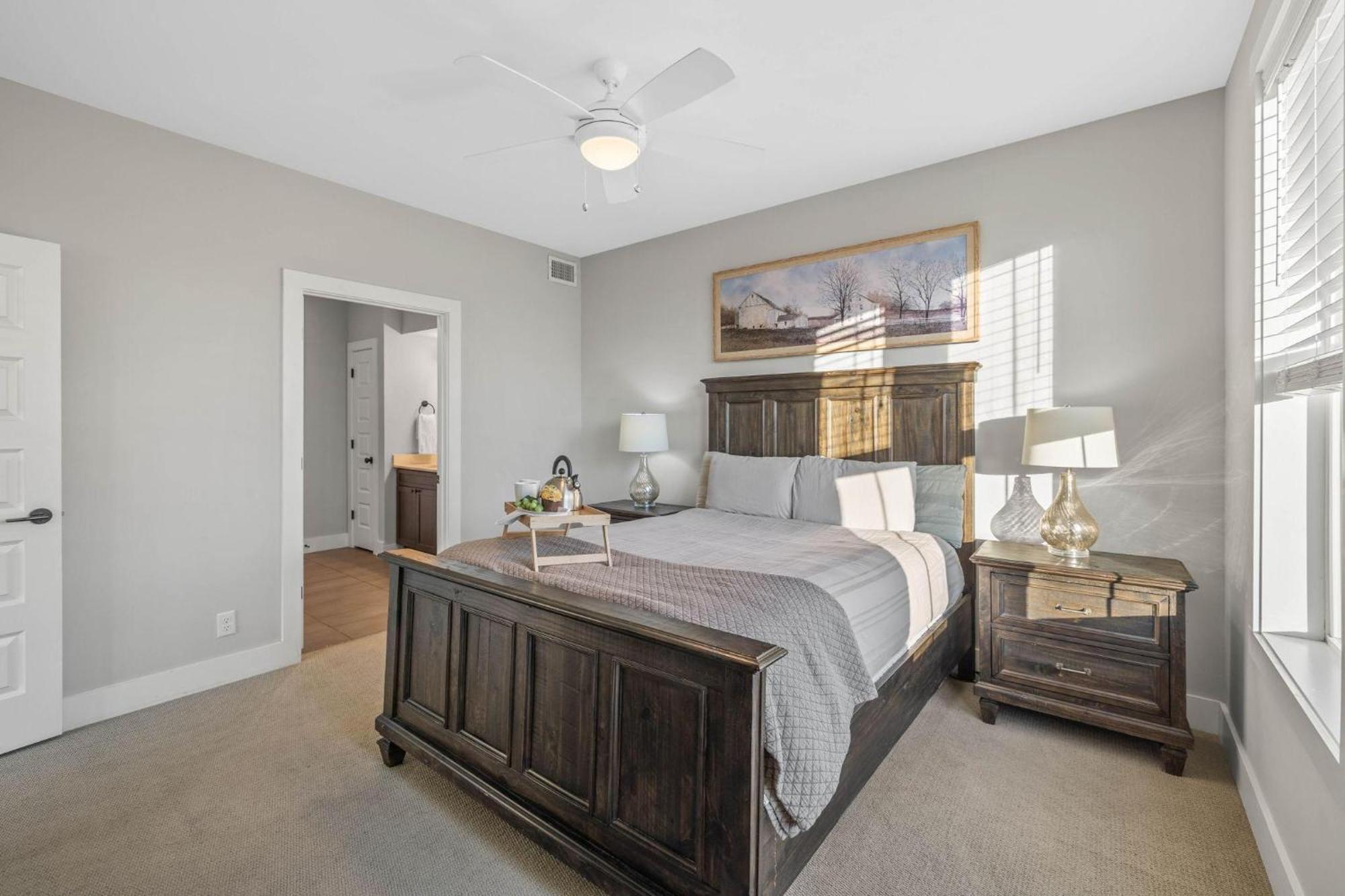 Pulse - Minutes To Broadway - Sleeps 6 * Nashville