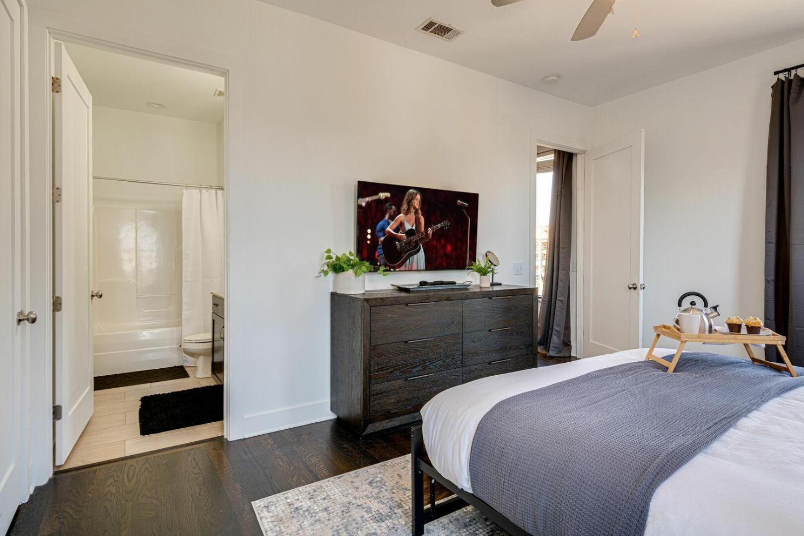 Lofts At 30th-urban Triad-6 Mins To Broadway