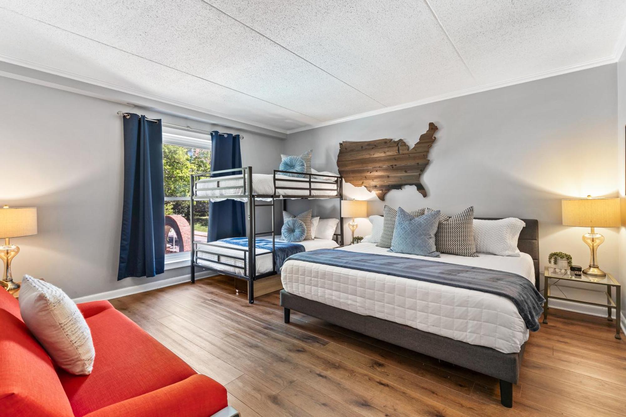 Famous Music Row 1 Bedroom With Free Parking And Pool Holiday home Nashville