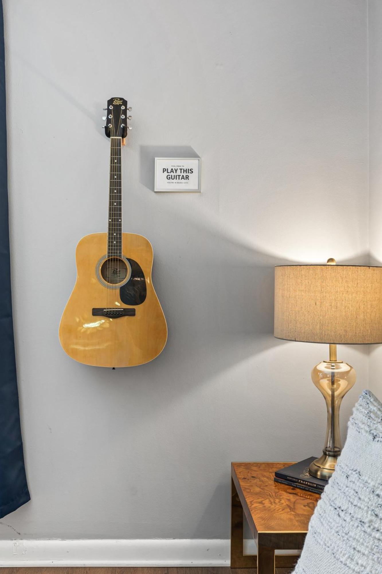 Famous Music Row 1 Bedroom With Free Parking And Pool Holiday home Nashville