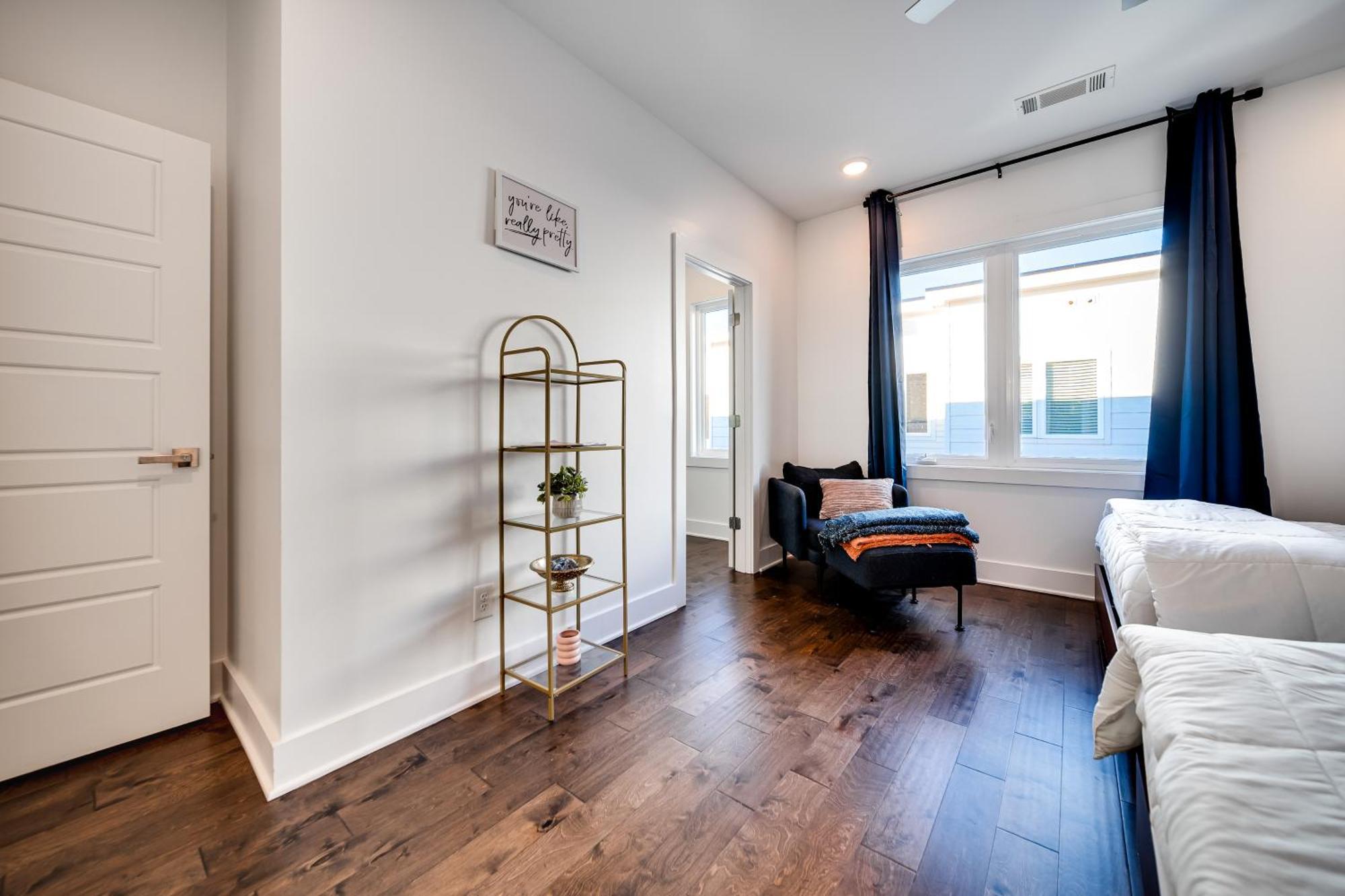 615 Vibe East Getaway 3 Miles To Downtown