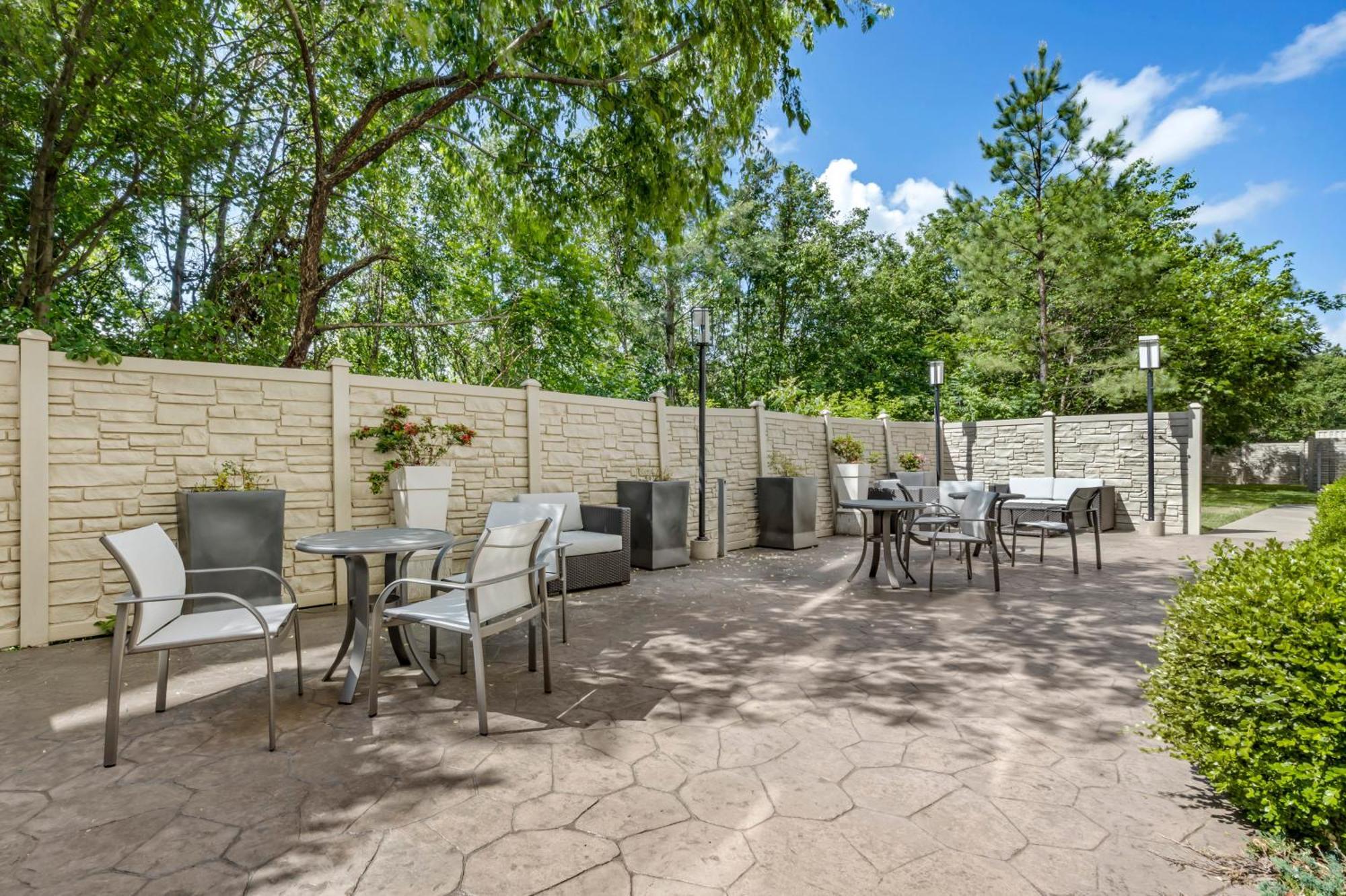 Express & Southeast - Antioch By Ihg 3*