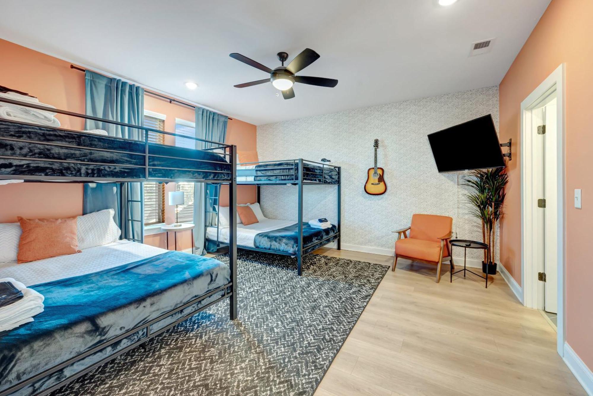 Holiday home Live Your Dream 10 Min To Broadway *