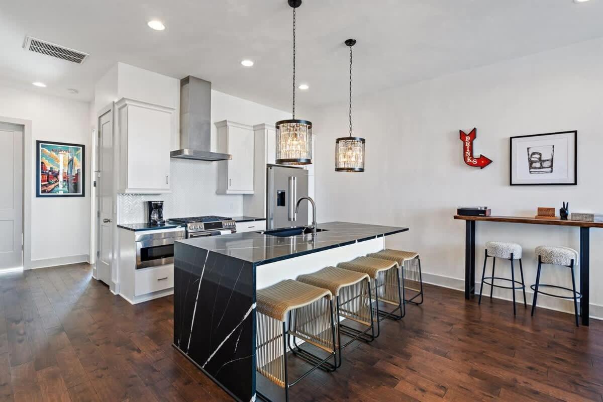 Holiday home Stunning Private Rooftop Sunset Views Nashville