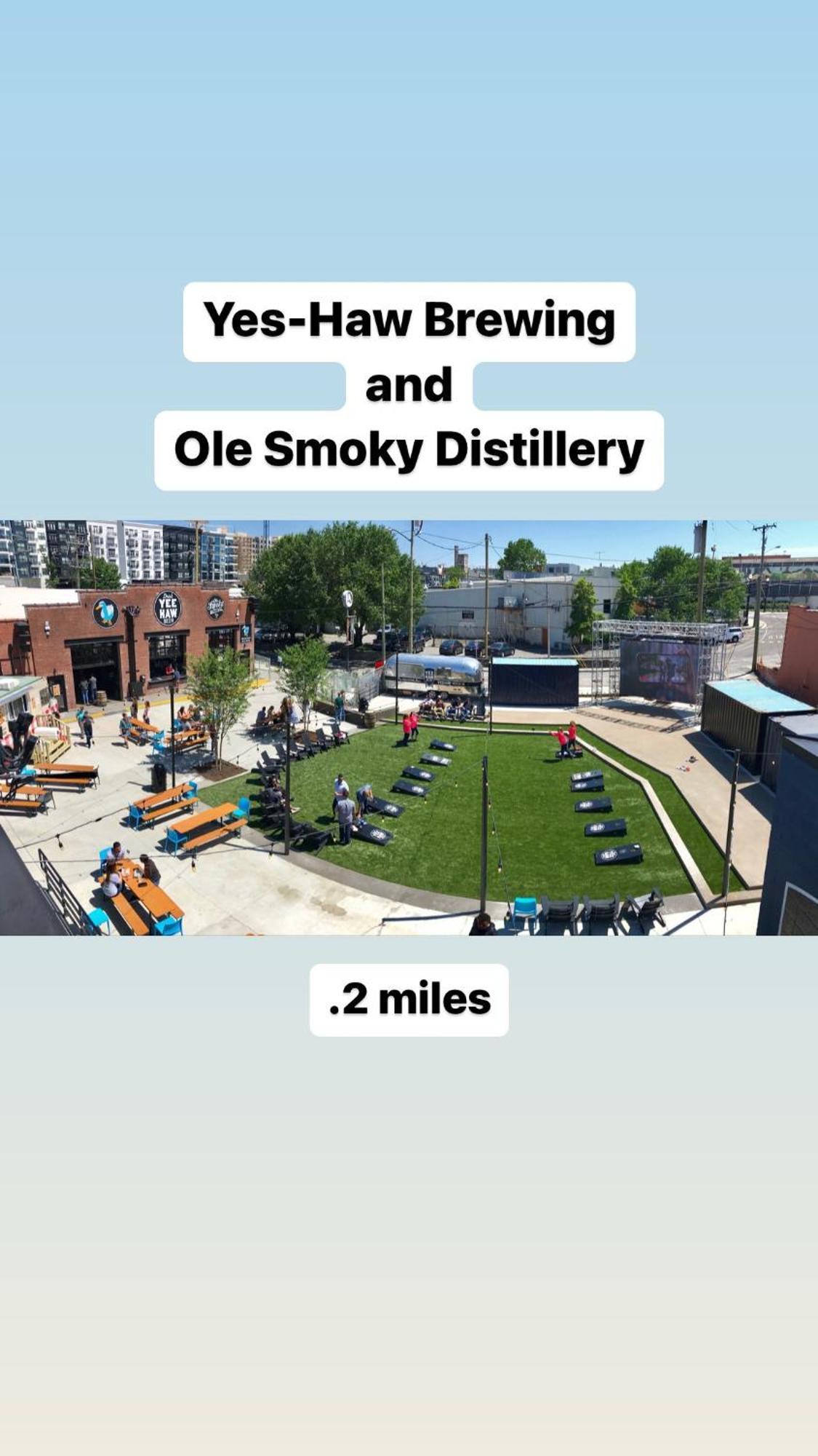 Apartment Boots On Broadway In Downtown With Parking, Pool, Gym Nashville