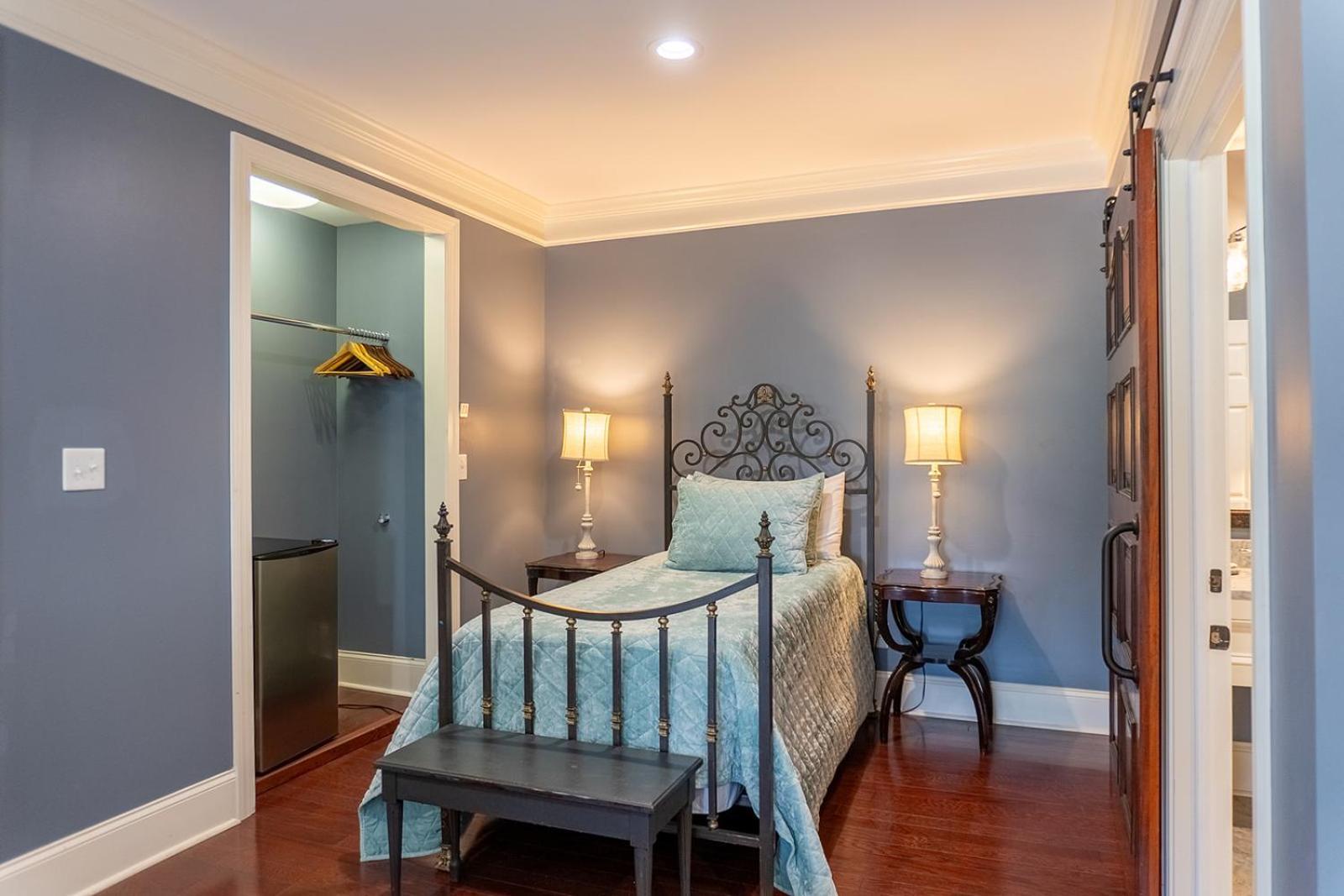 Belle Air Mansion And Bed & Breakfast Nashville