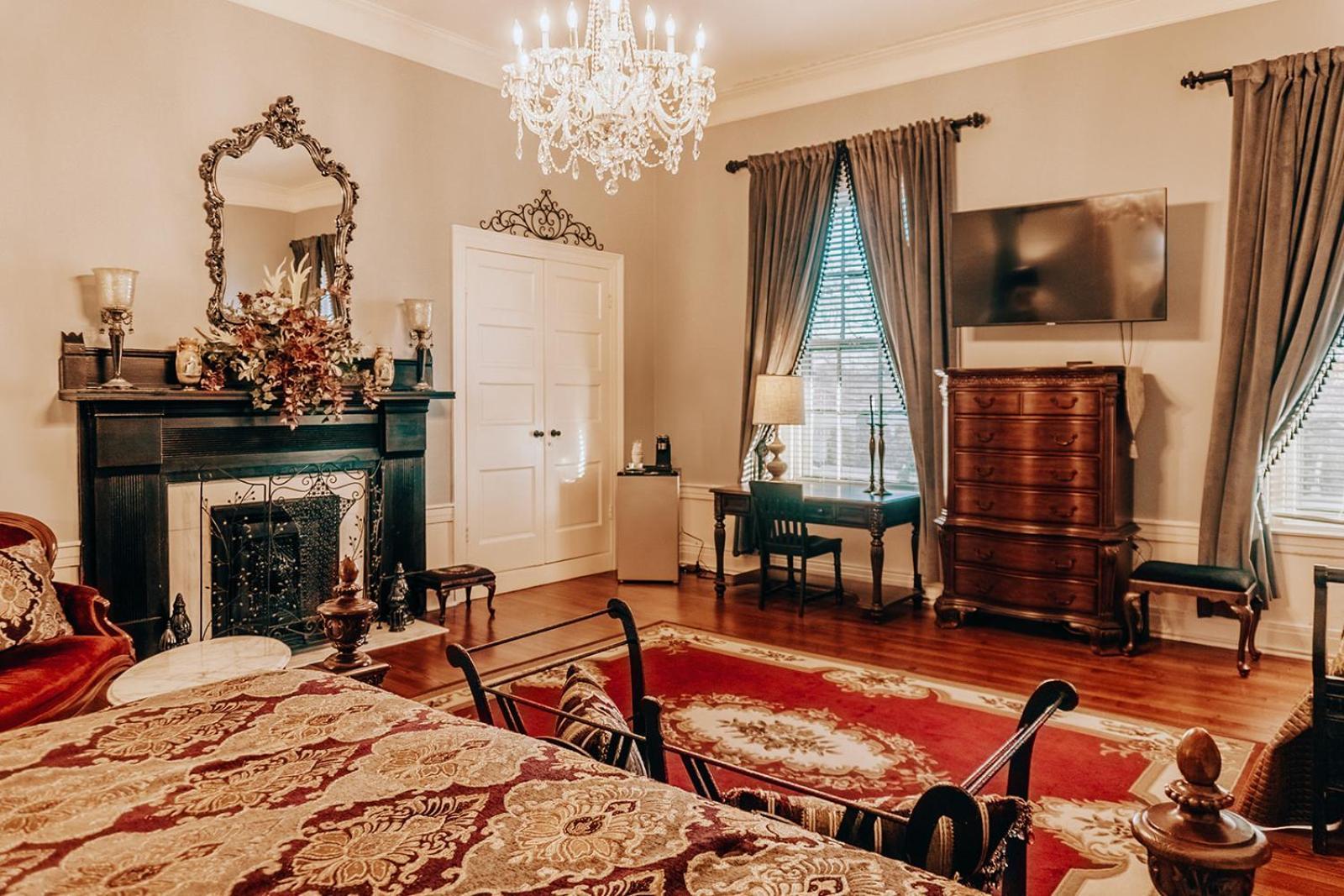 Belle Air Mansion And Bed & Breakfast 4*