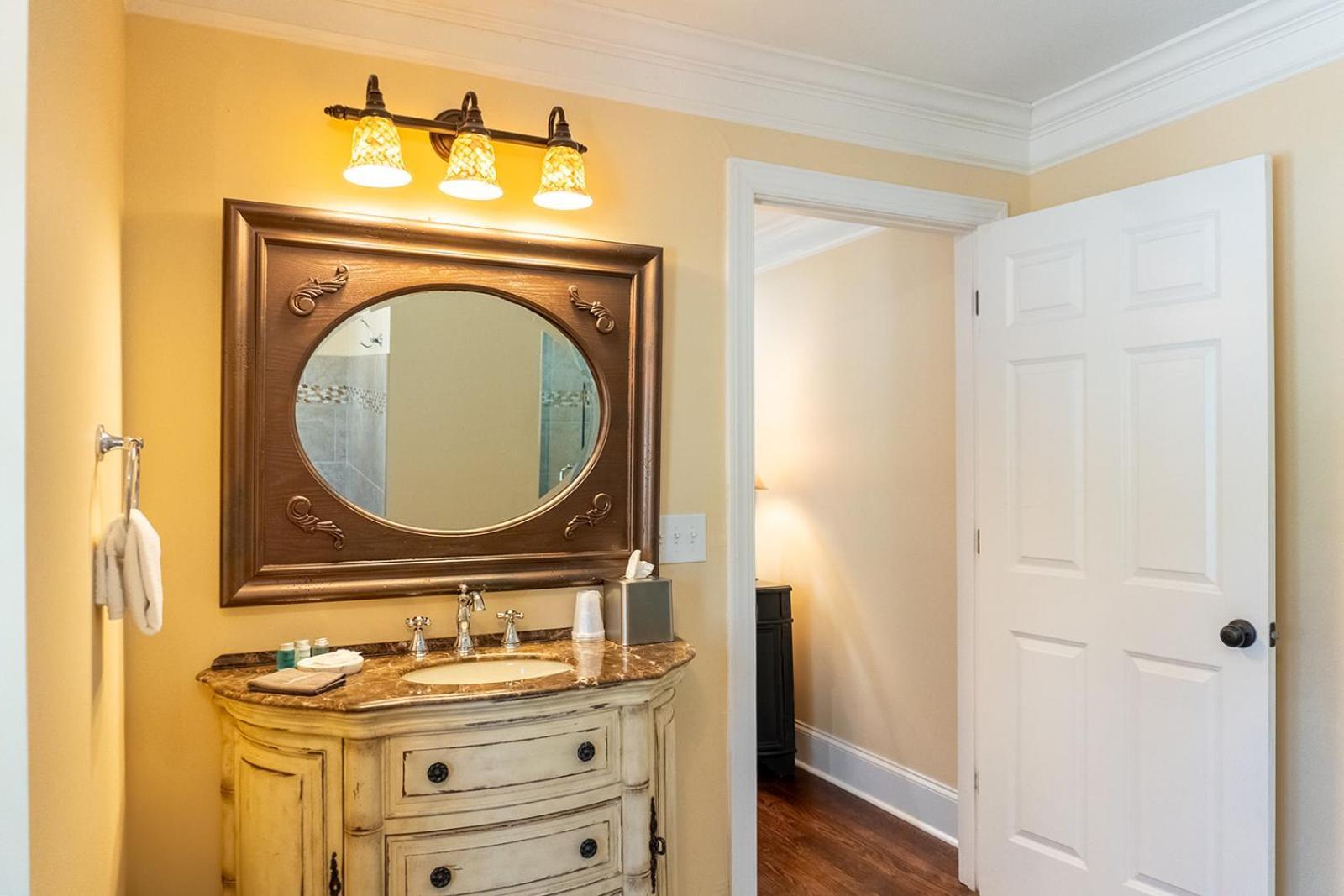 Bed & Breakfast Belle Air Mansion And 4*