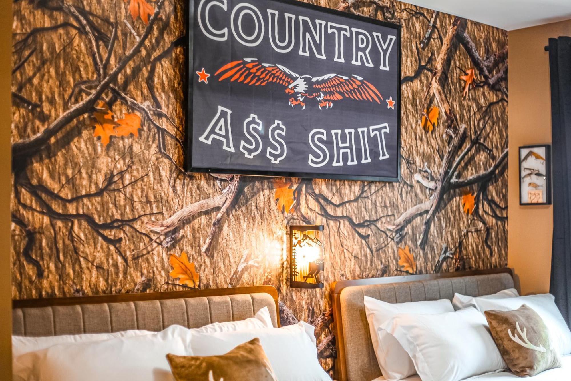 The Wallen Downtown Walk To Broadway, Parking, Heated Pool, Gym * Nashville