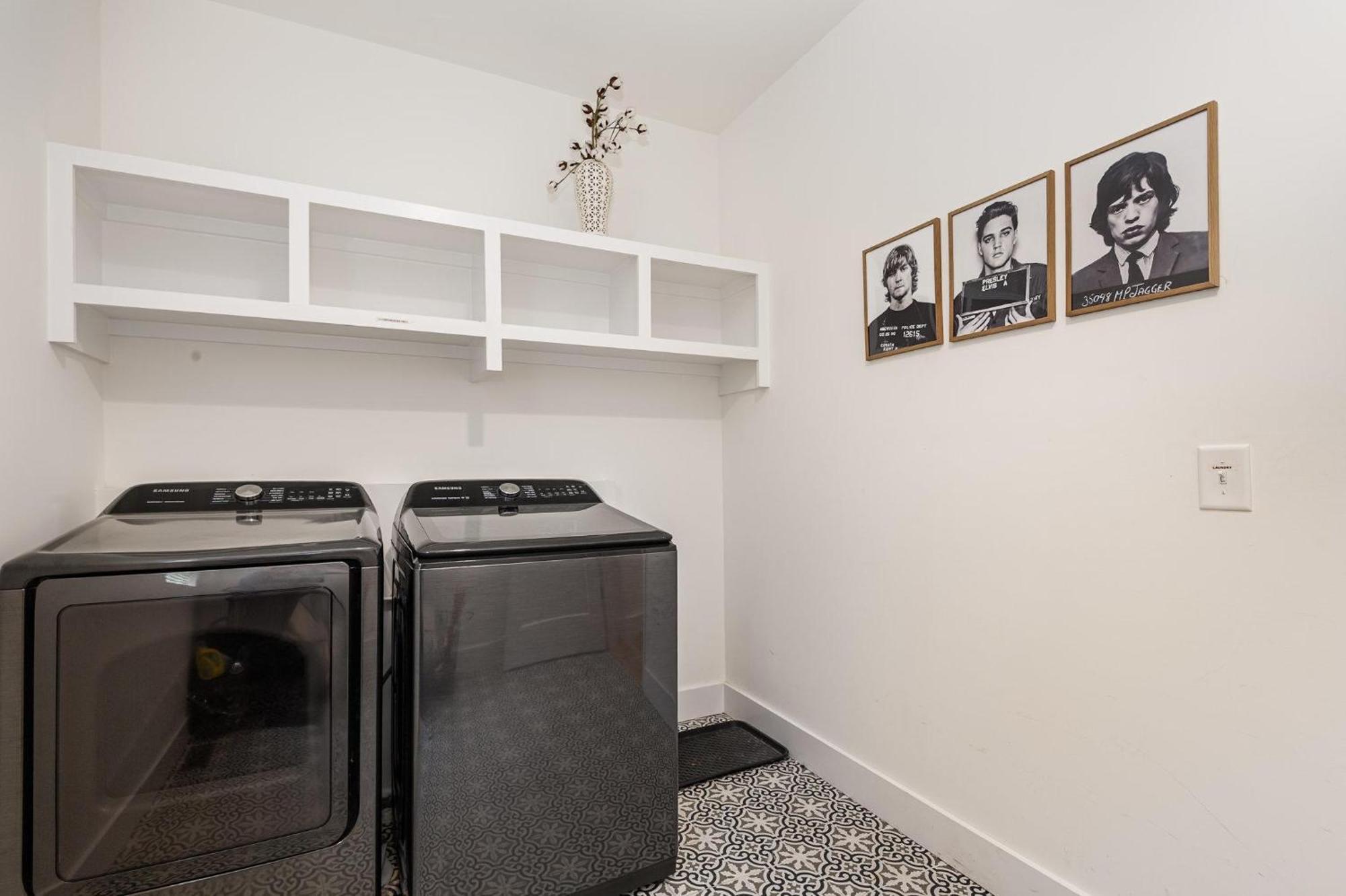 Hurst House - 4 Stylish Homes - Mins To Germantown Holiday home Nashville