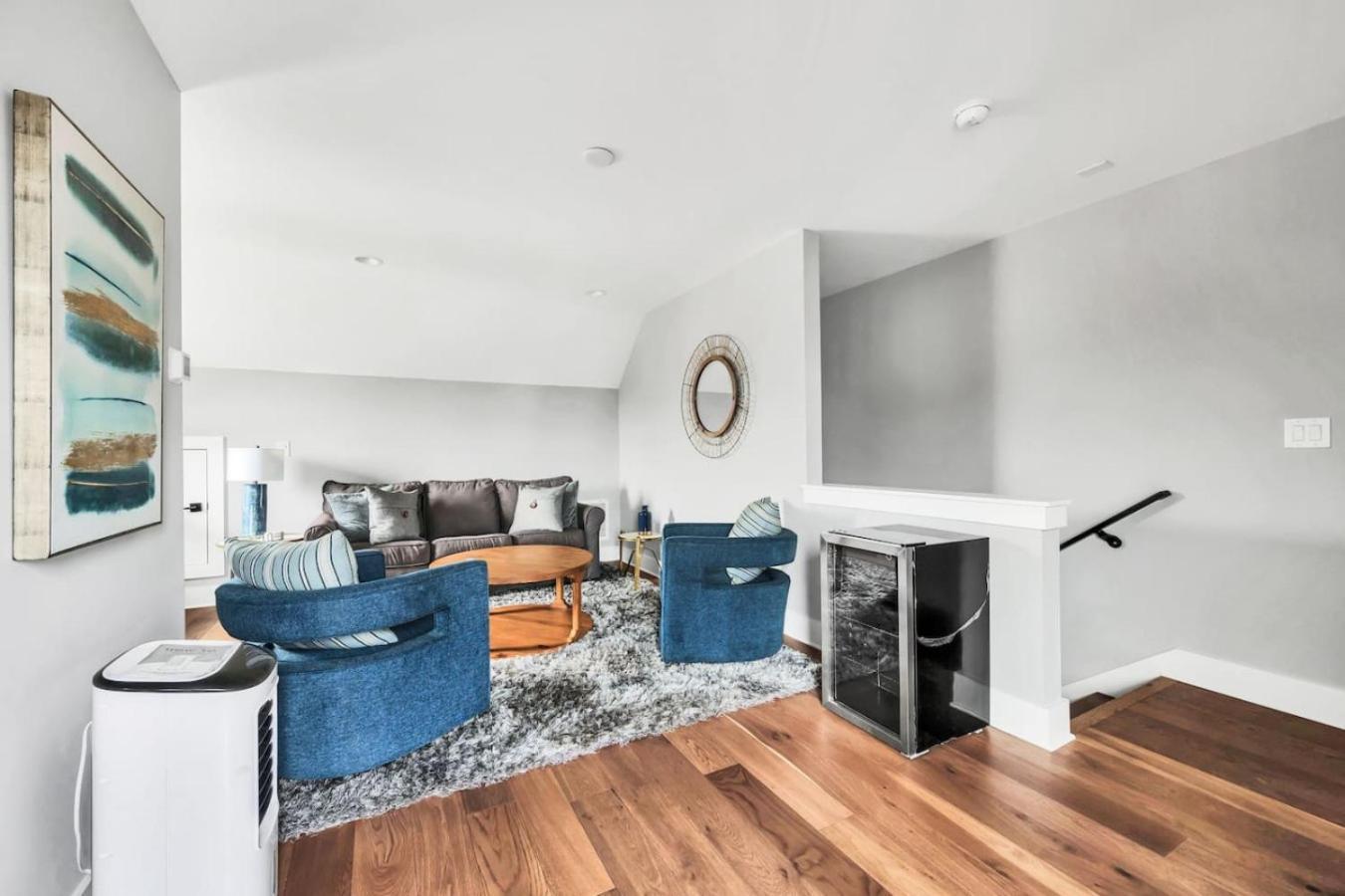 Luxury And Spacious With Private Garage And Fire Pit Holiday home Nashville