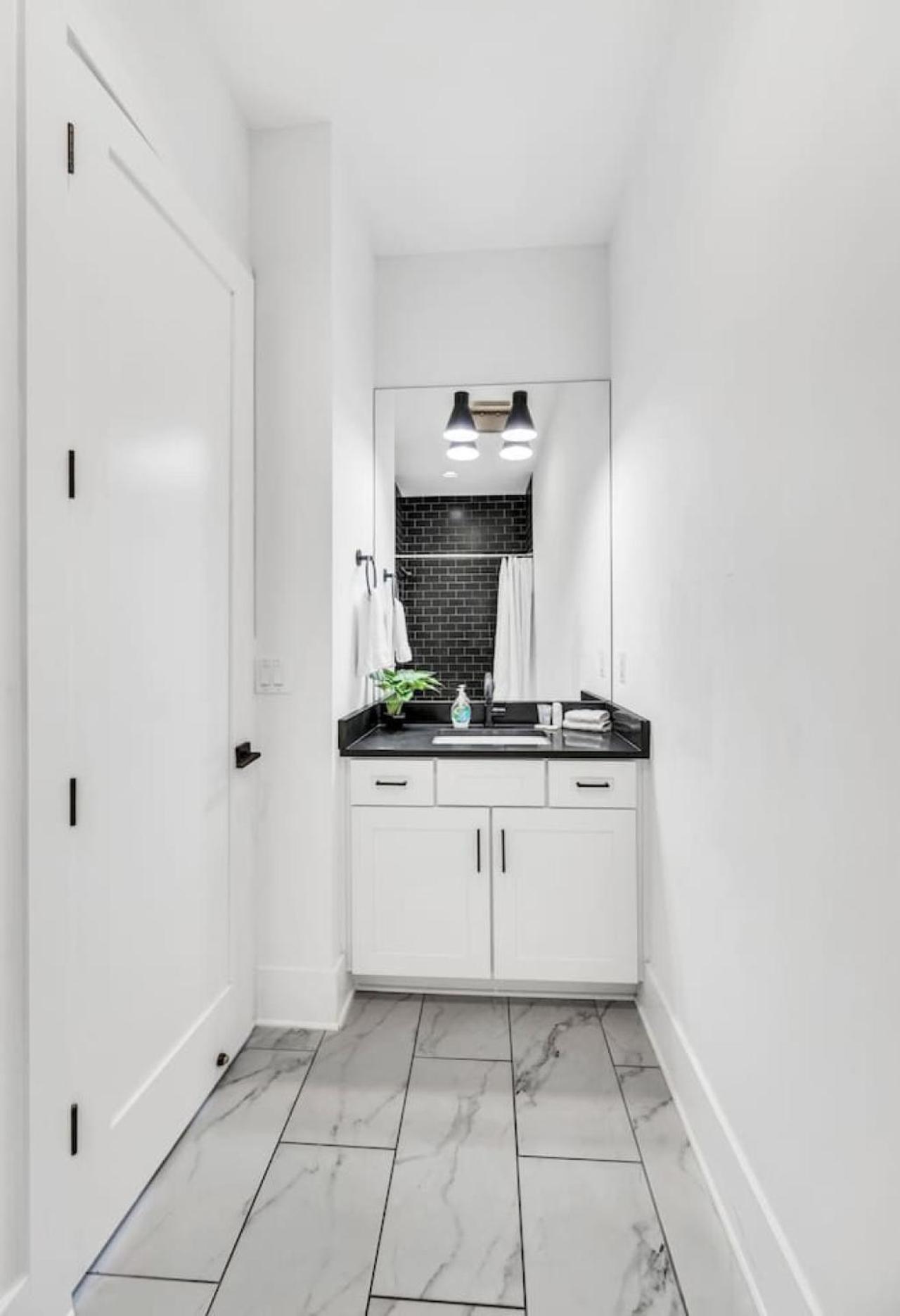 Holiday home Luxury And Spacious With Private Garage And Fire Pit Nashville