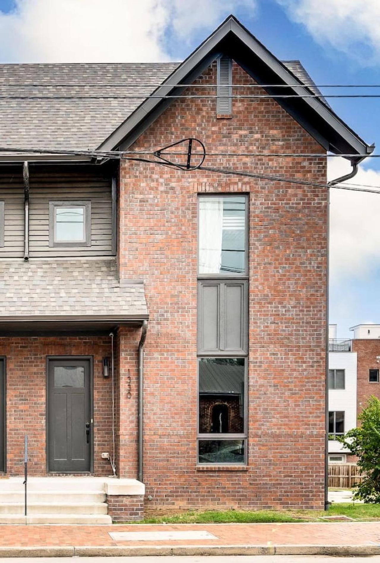 Luxury And Spacious With Private Garage And Fire Pit Holiday home