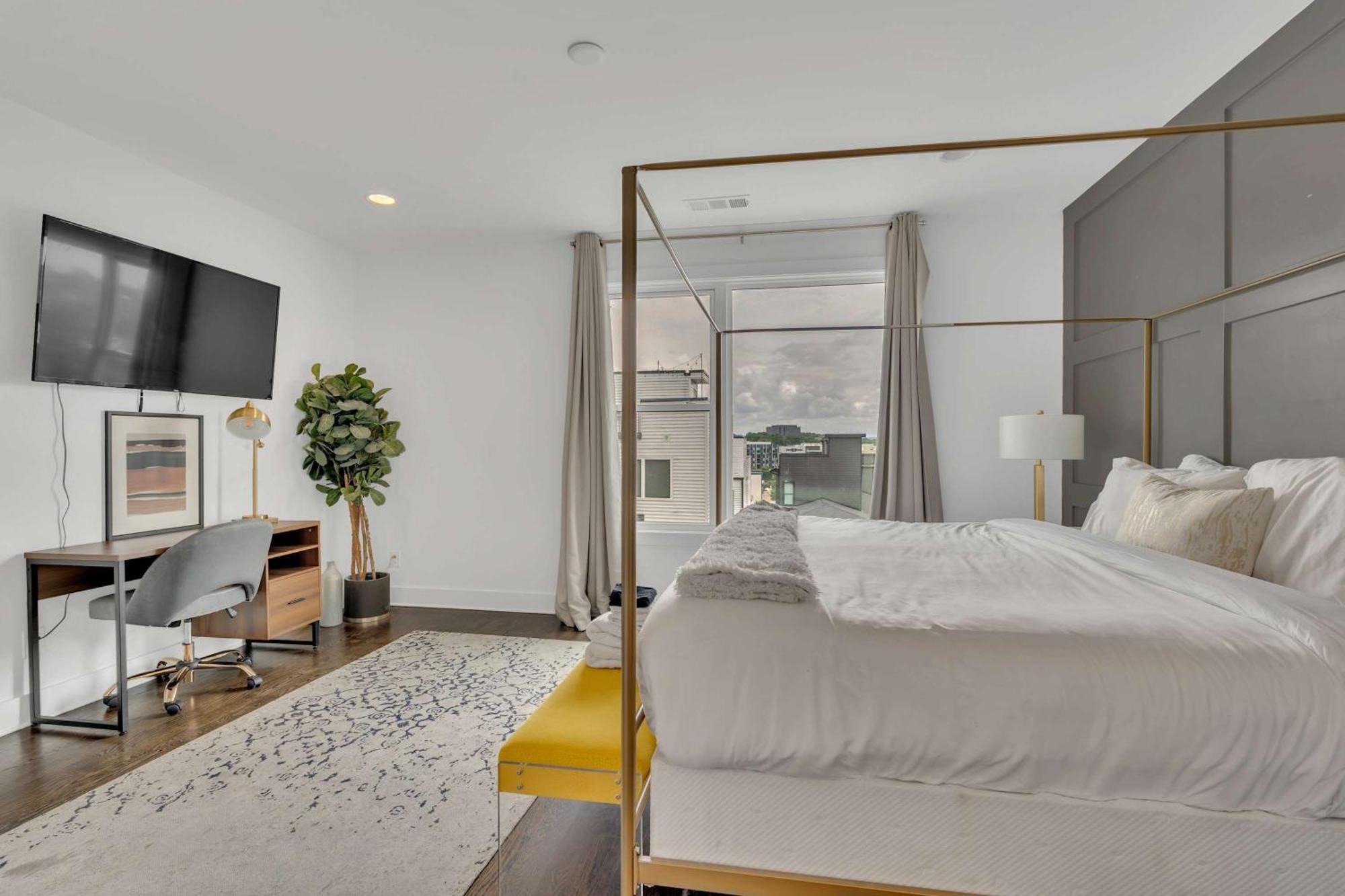 Huge Rooftop 5 Mins To Dwtn Sleeps 12 Nashville