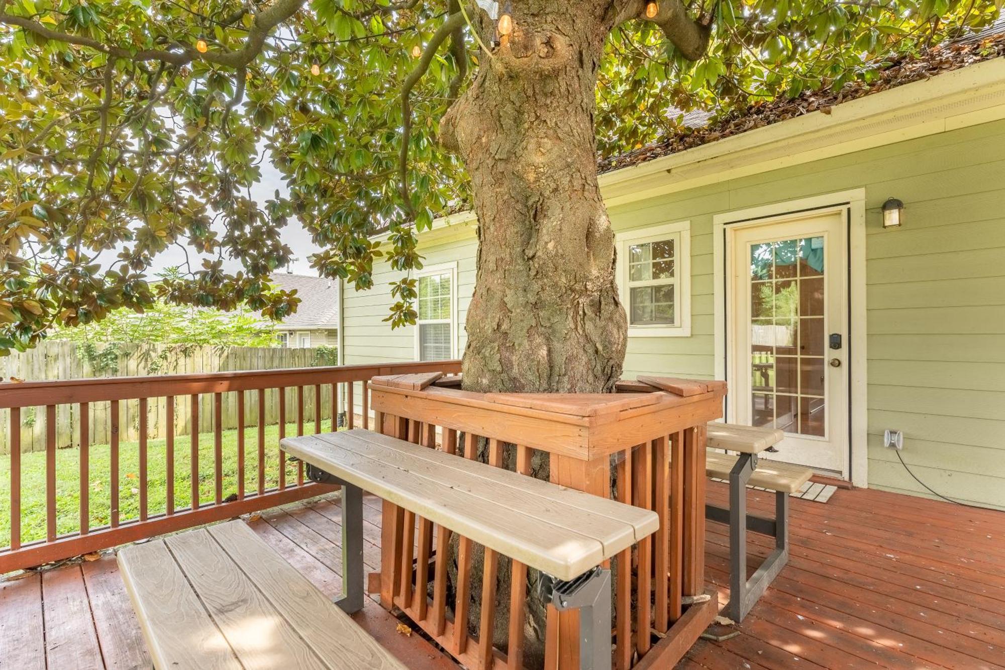 The Brooke By Local Holiday home