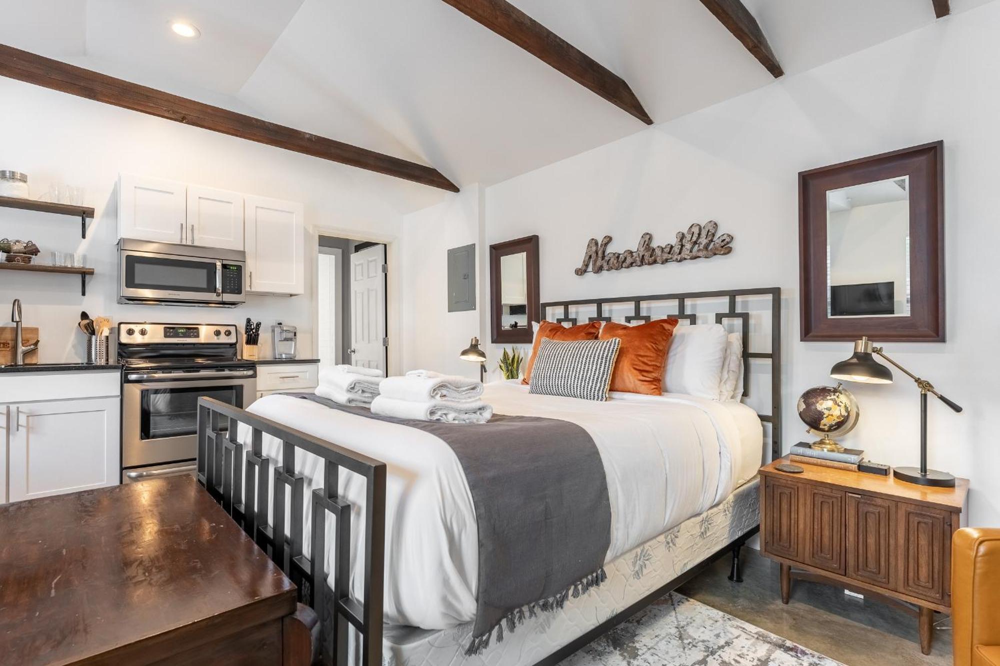 Apartment The Bea Arthur By Local