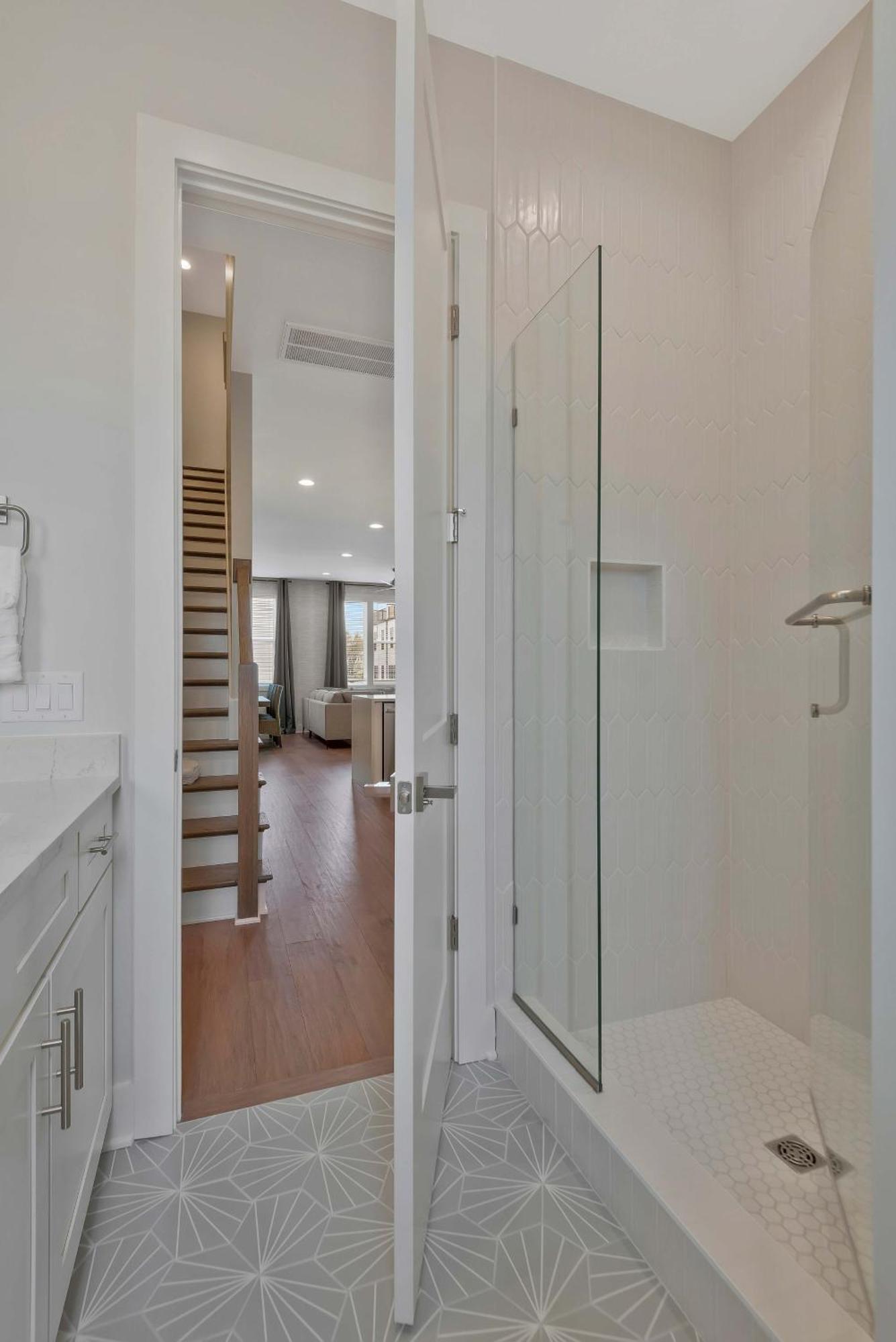Luxe Music Show House Walk To Geodis Park Holiday home Nashville