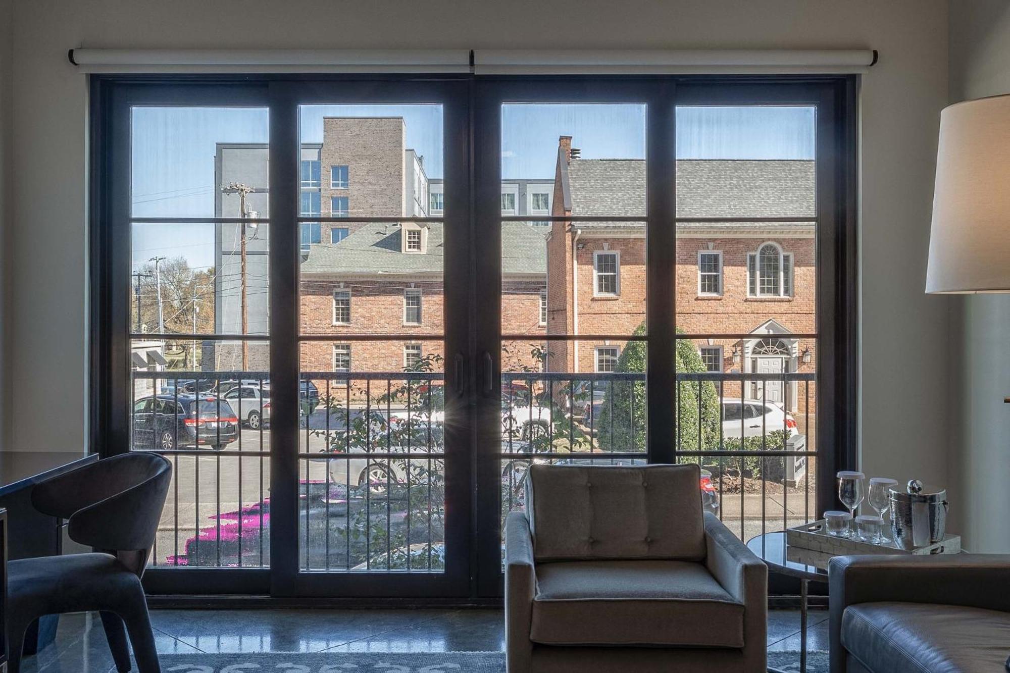 121 By Avantstay Chic Modern In