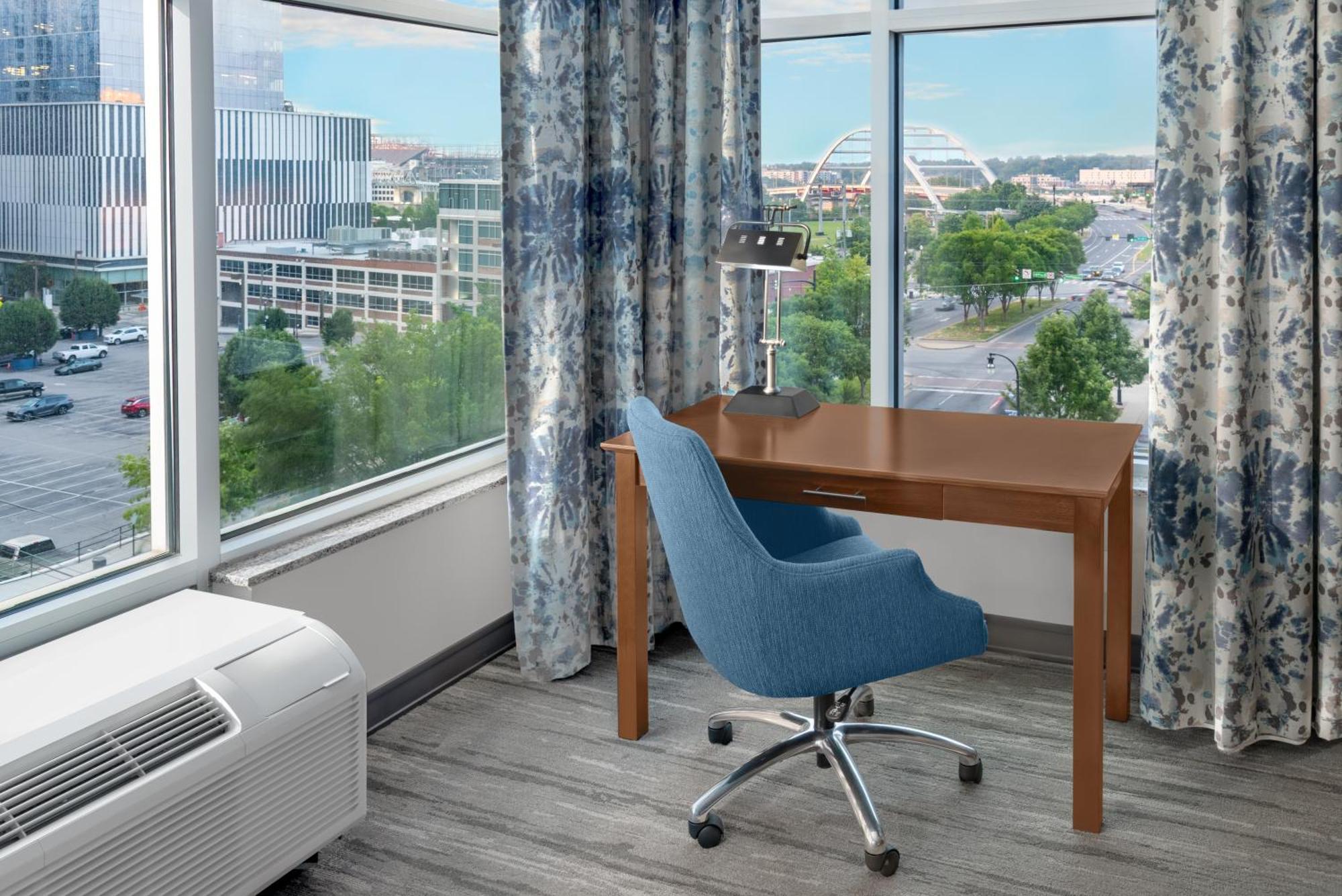 Hilton Garden Downtown Convention Center