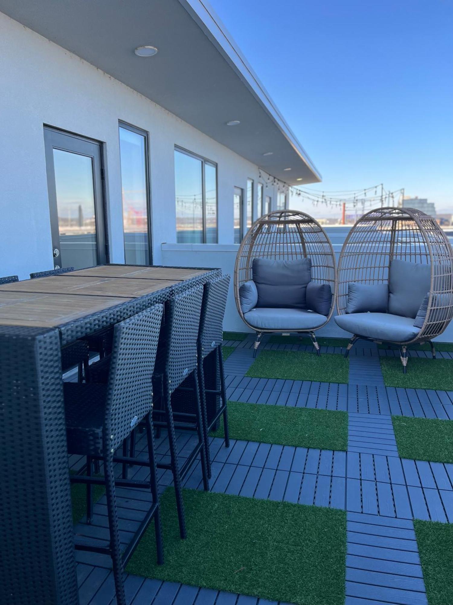 Holiday home Luxury 2-bd, 2-bth Downtown Riverfront, Park Free