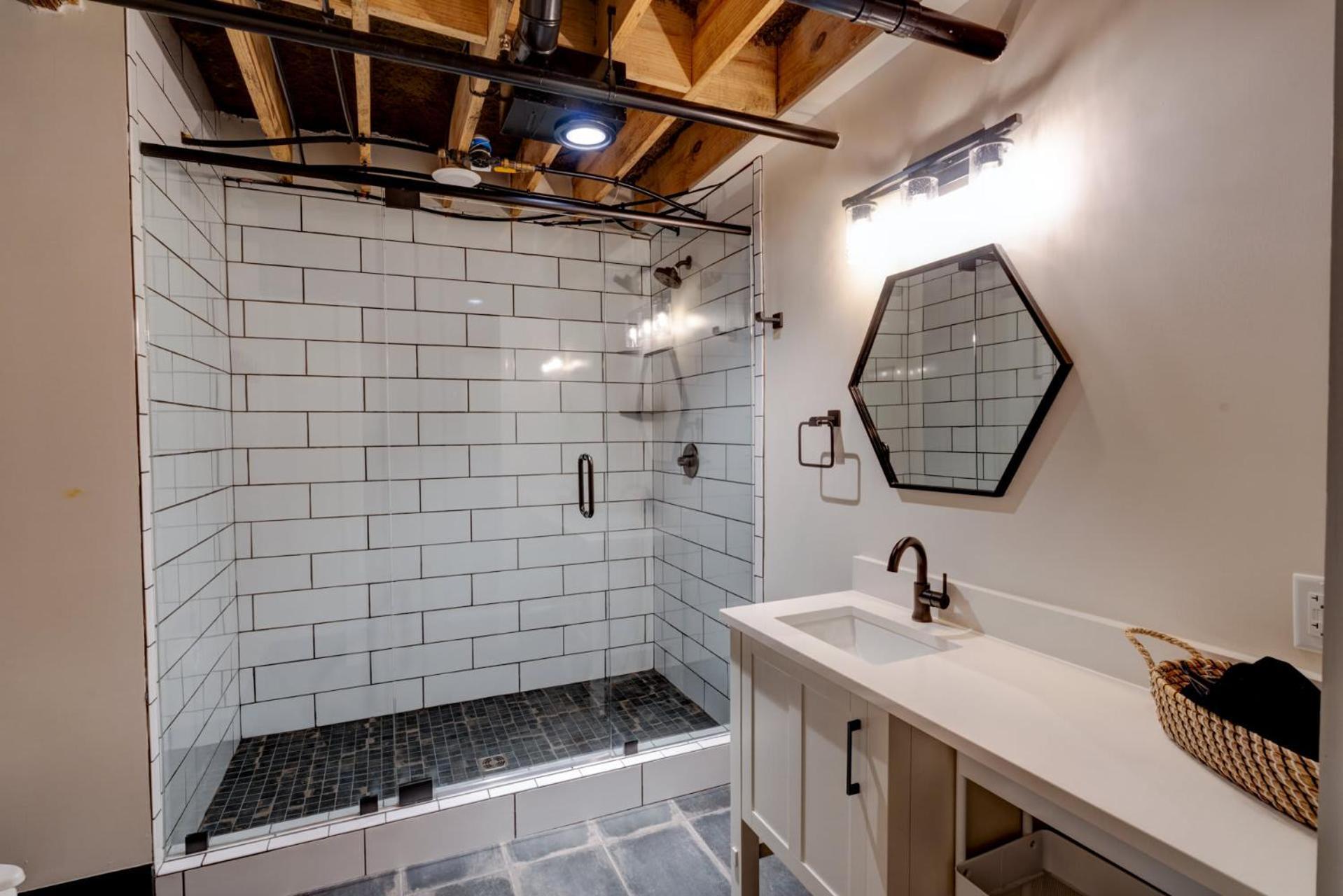 2 Separate Units With Exclusive Access To Club