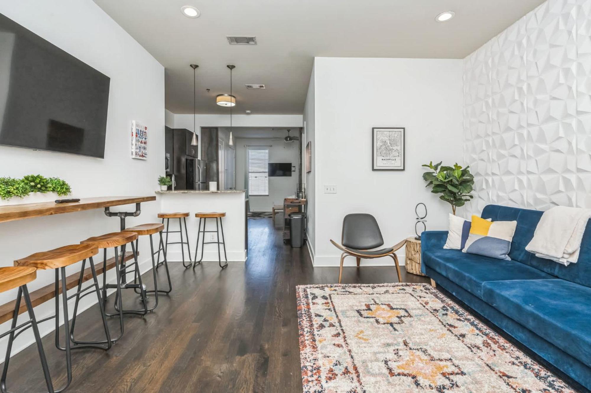 Electric Geometric - Fit For 4 Holiday home Nashville