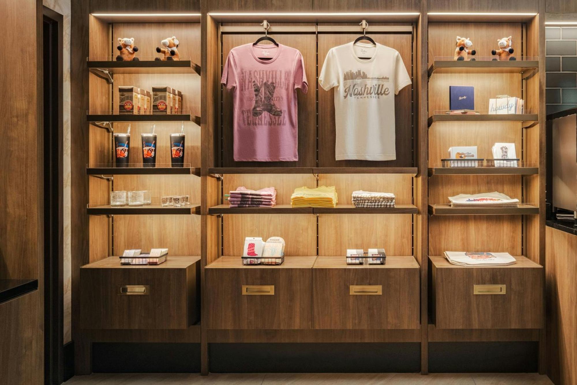 Hotel Sheraton Music Airport