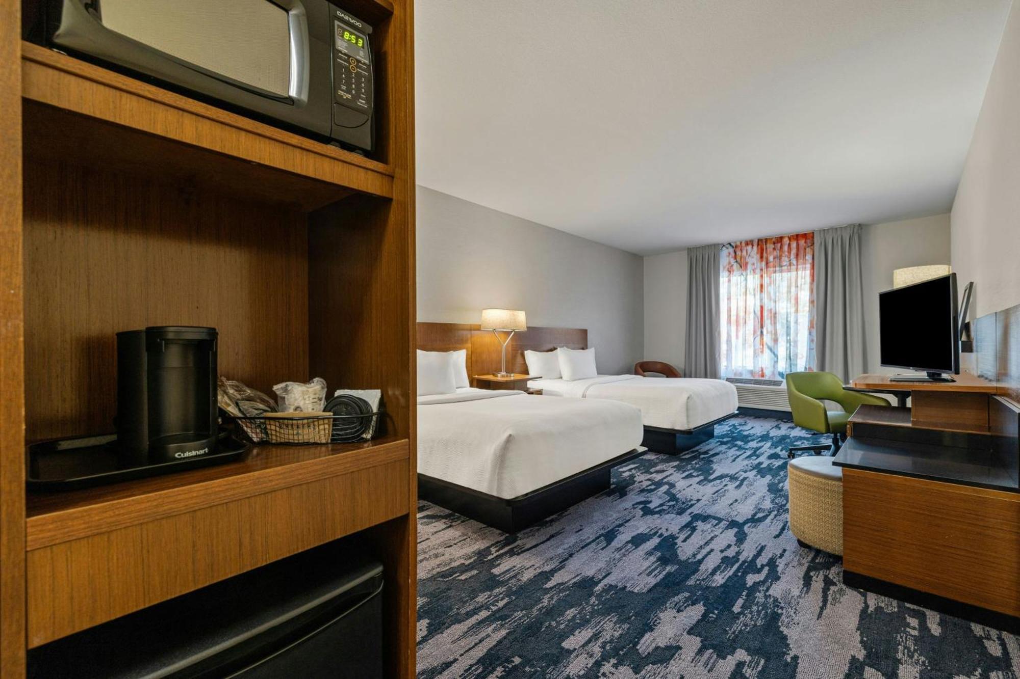 Fairfield & By Marriott Downtown-metrocenter