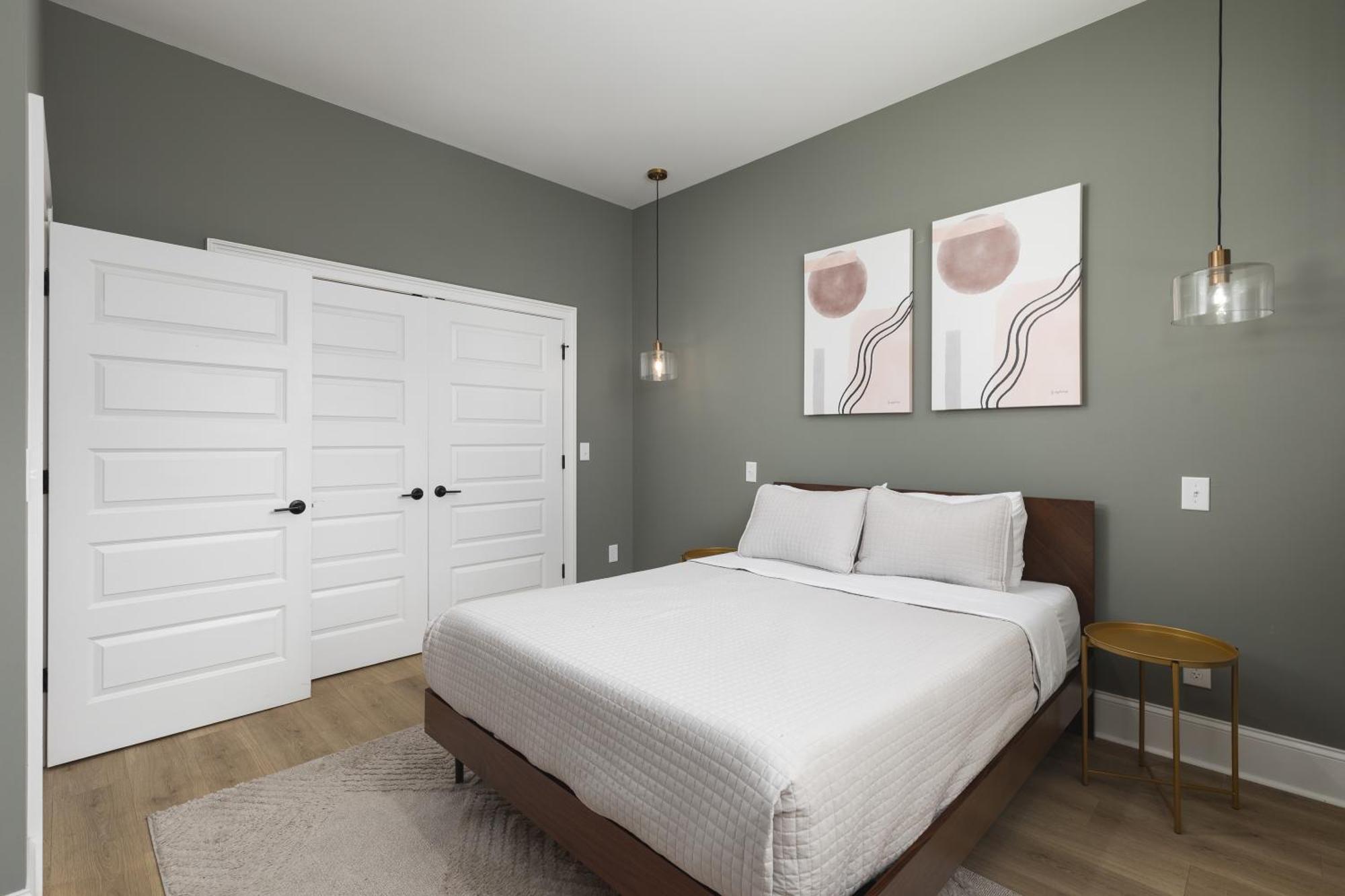 Cozy Modern 4 Beds, 2 Bedrooms With Free Parking * Nashville