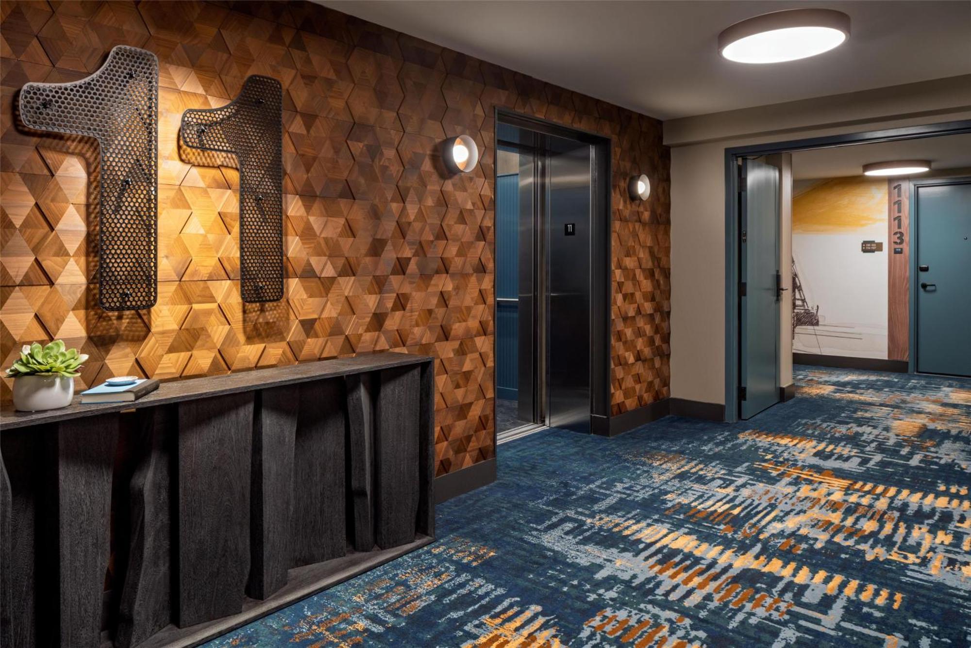 Caption By Hyatt Downtown 4*