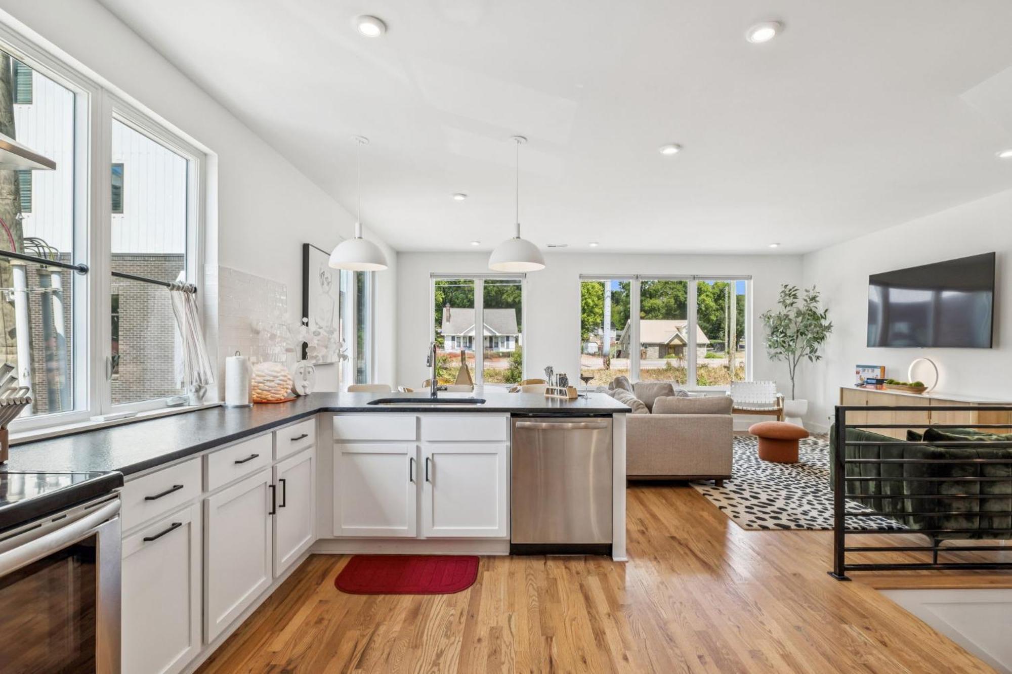 Townhouse With Rooftop & Modern Comfort Holiday home Nashville