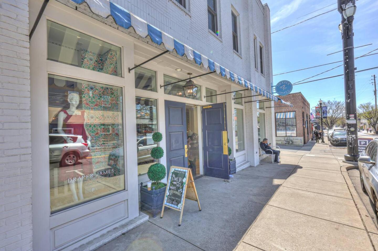 Boutique 1 Bedroom In Dynamic 12 South #204 *