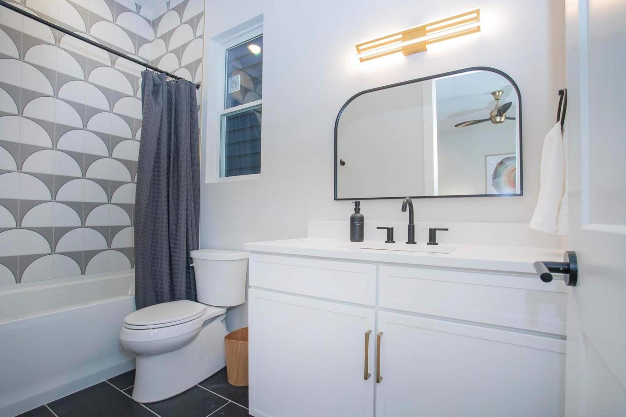 4 Bdr For 12 W Rooftop Deck & Firepit * Nashville