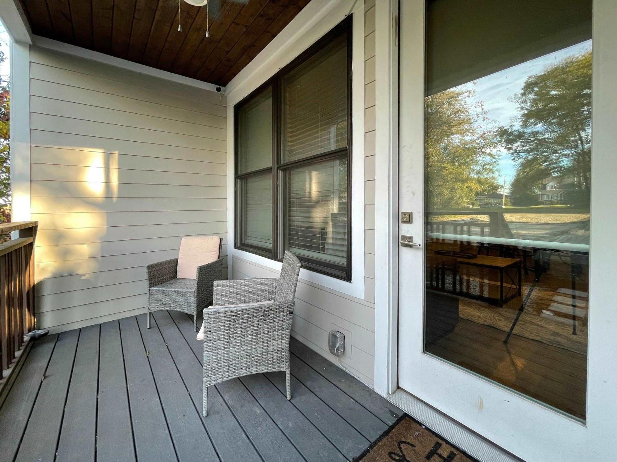 Dual - 1 Mile From Dt Nash & Farmers Market Holiday home Nashville