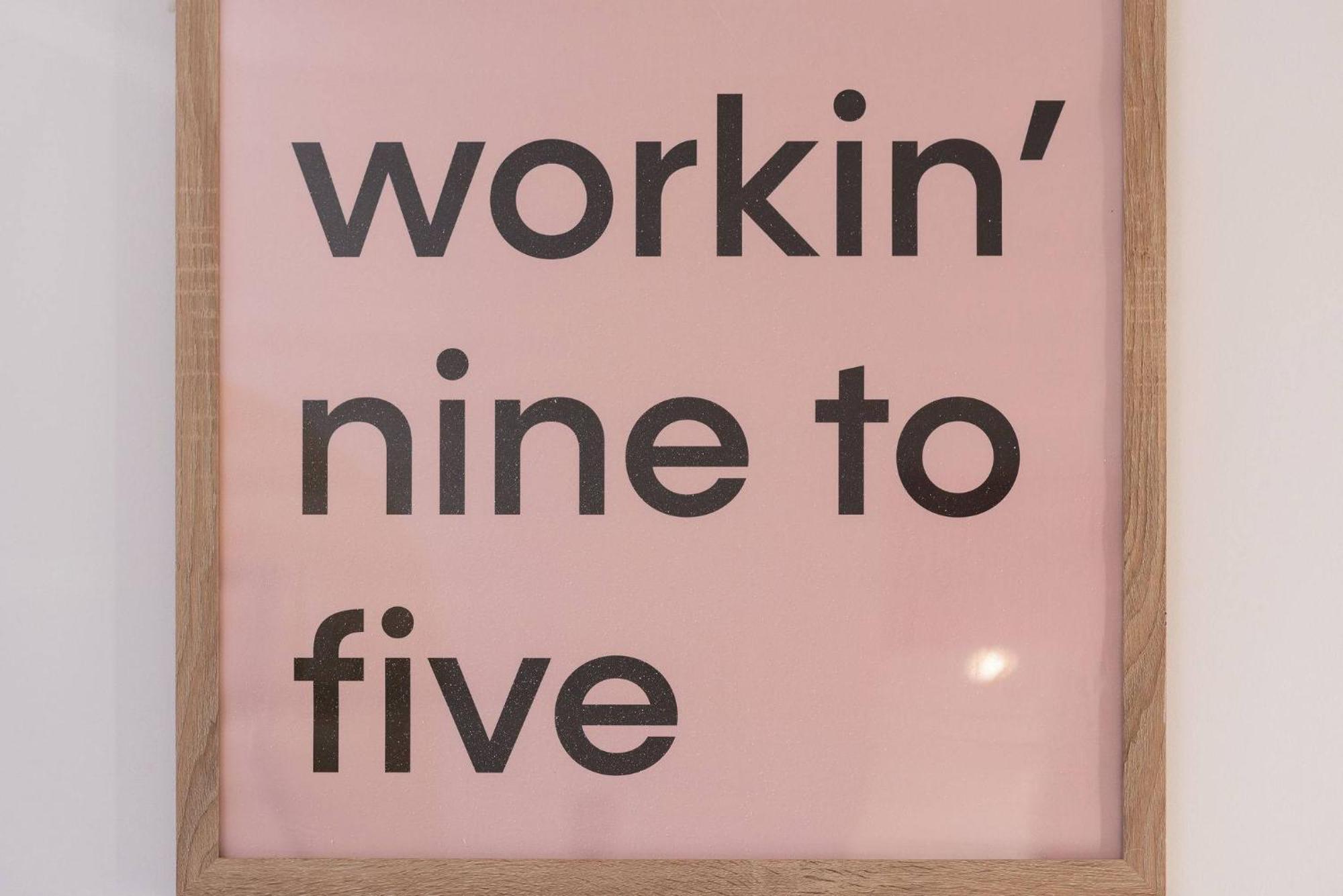 The Jolene Bubbly Bar With Views 5min To Dt Holiday home *