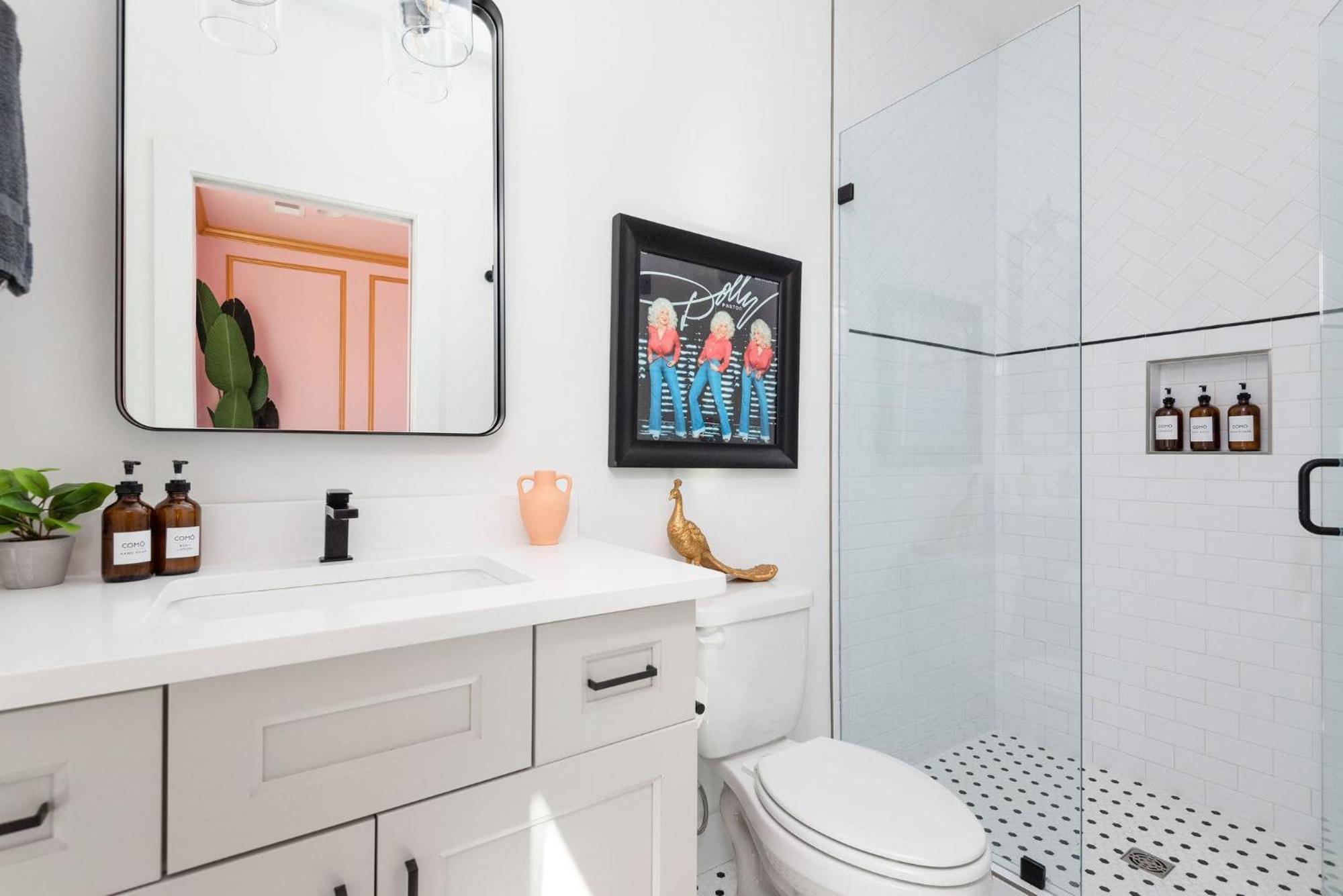 Holiday home The Jolene Bubbly Bar With Views 5min To Dt