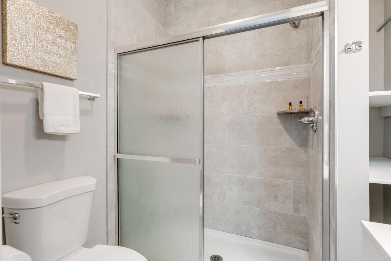 Centennial Park Getaway - 2bdrm Nashville