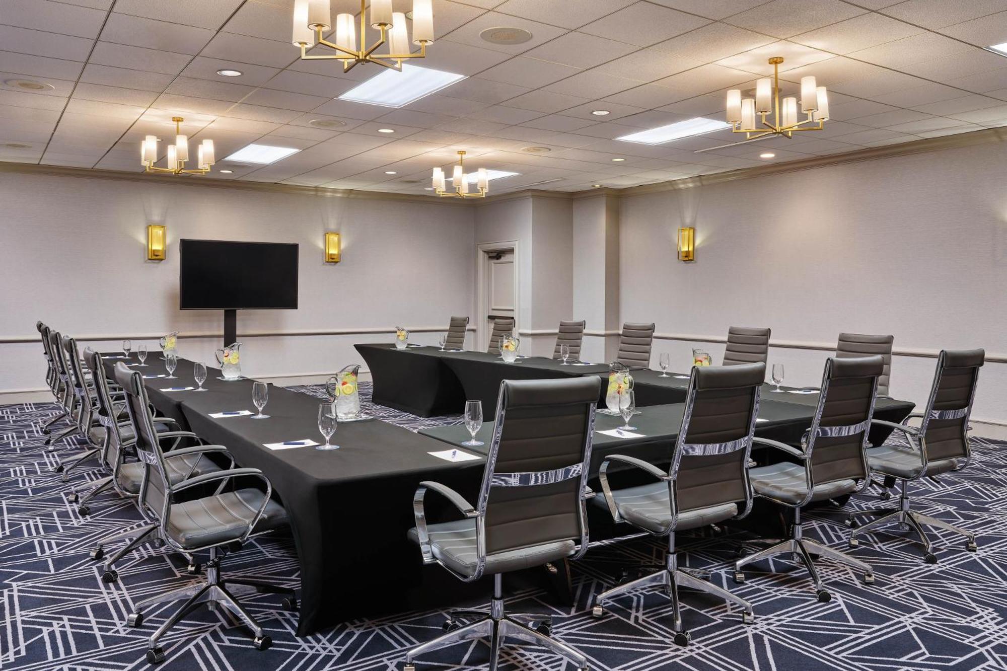 Sheraton Music Airport 4* Nashville