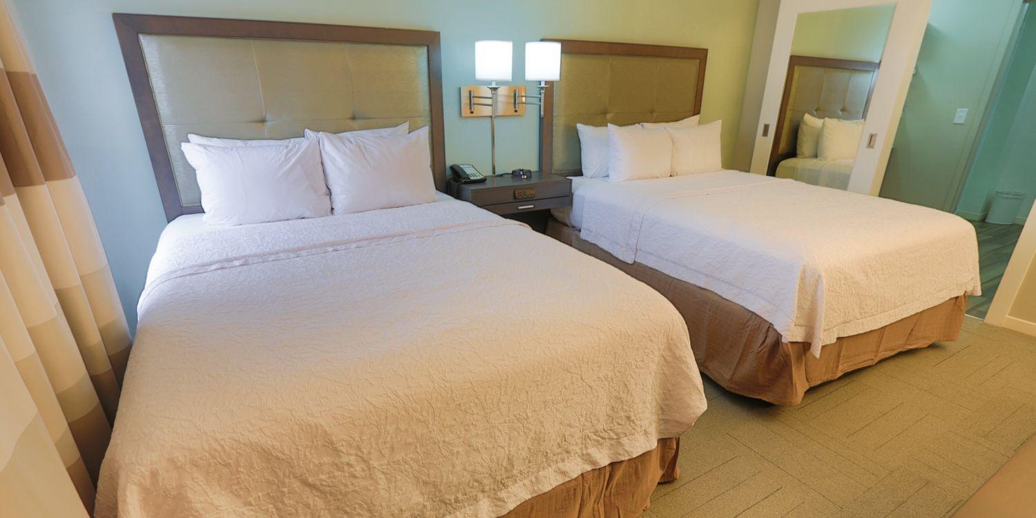 Hotel Hampton & Nashville-airport 3*