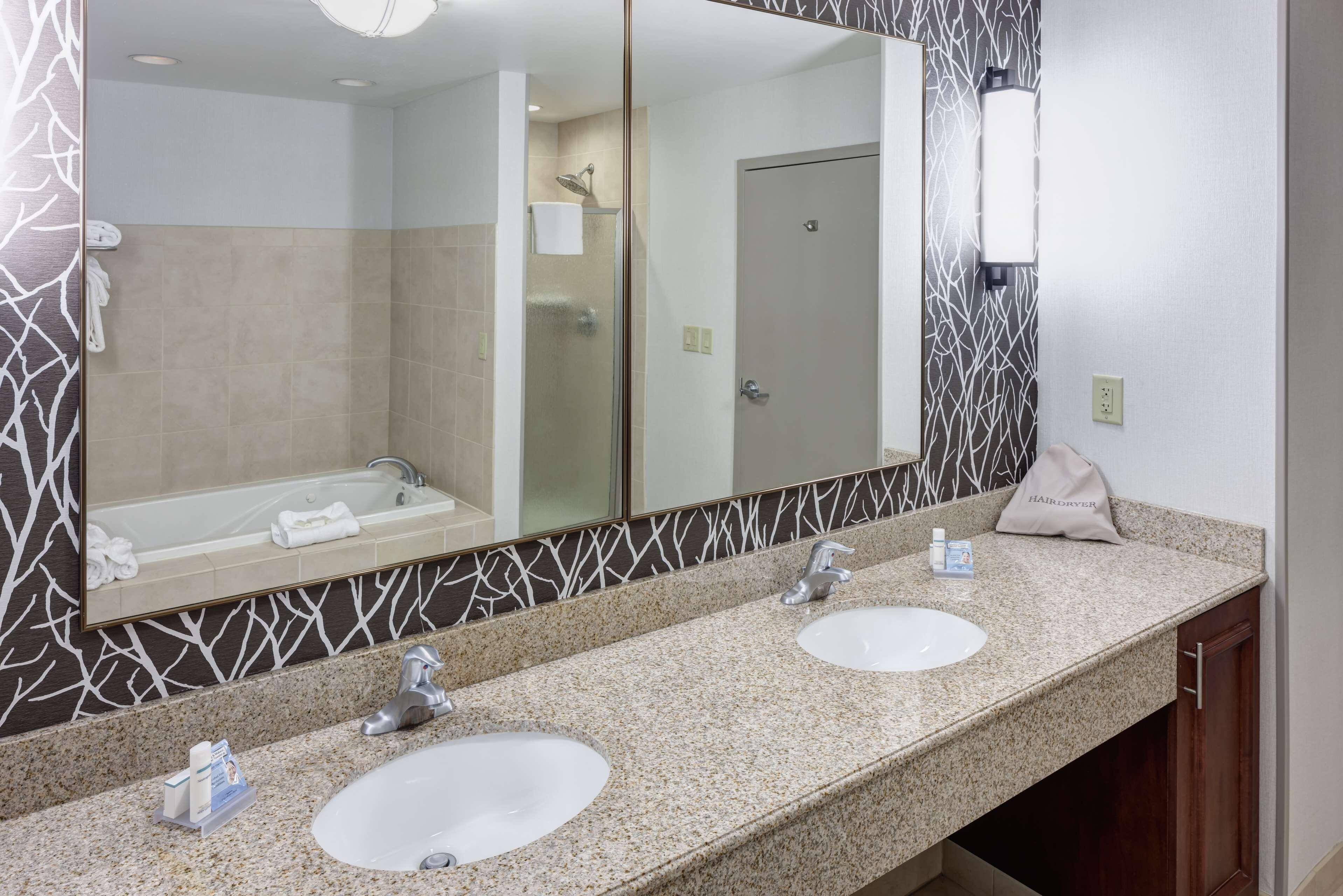 Hilton Garden Vanderbilt