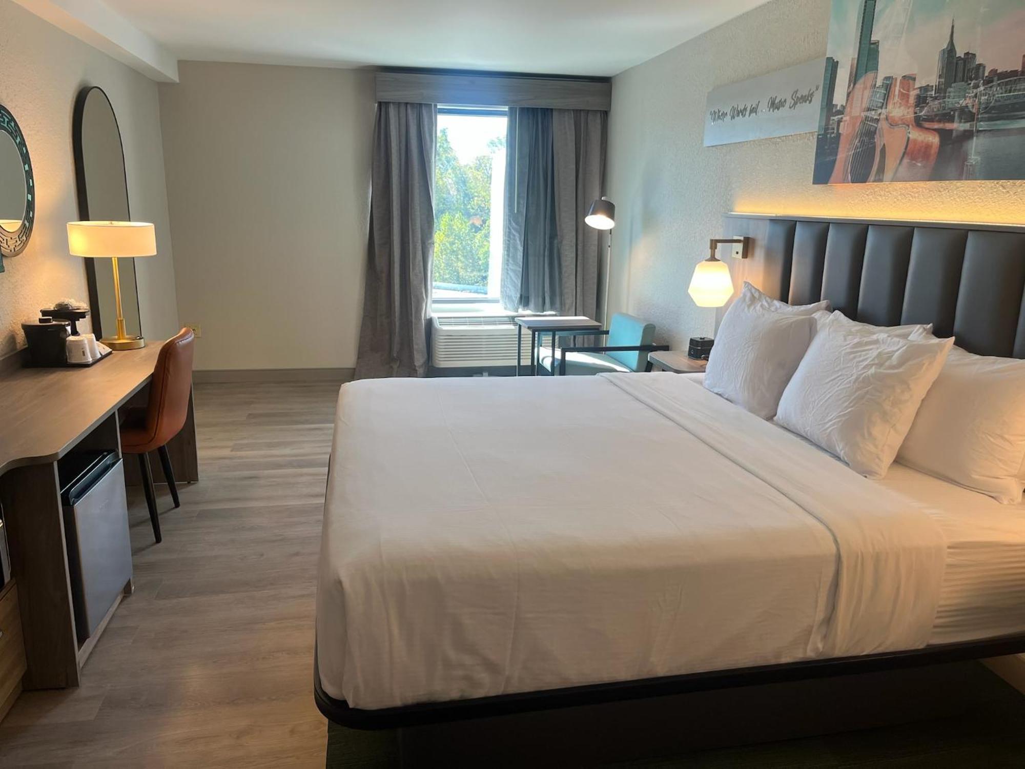 Hotel La Quinta By Wyndham Airport/opryland 3*