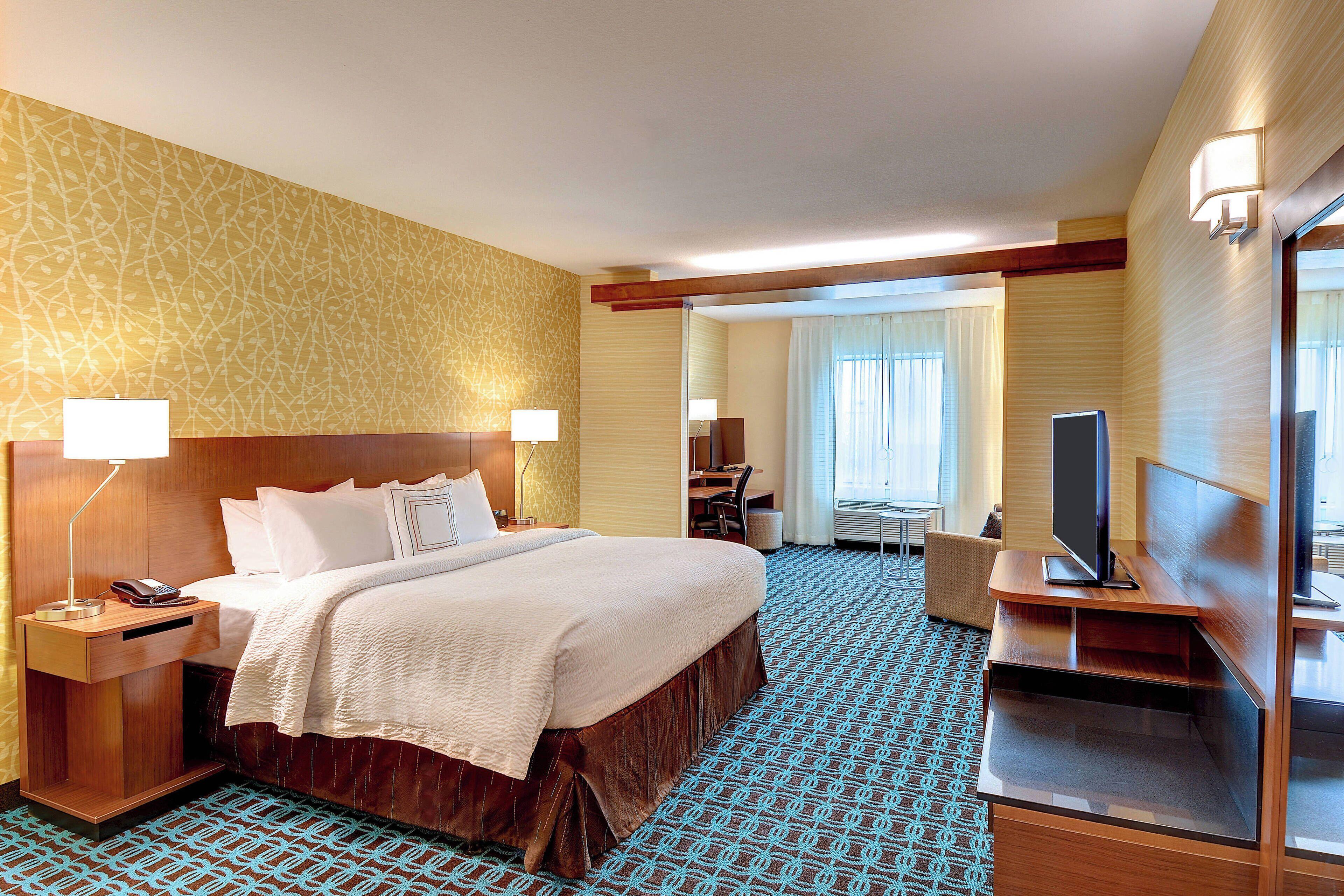 Hotel Fairfield & By Marriott Downtown-metrocenter