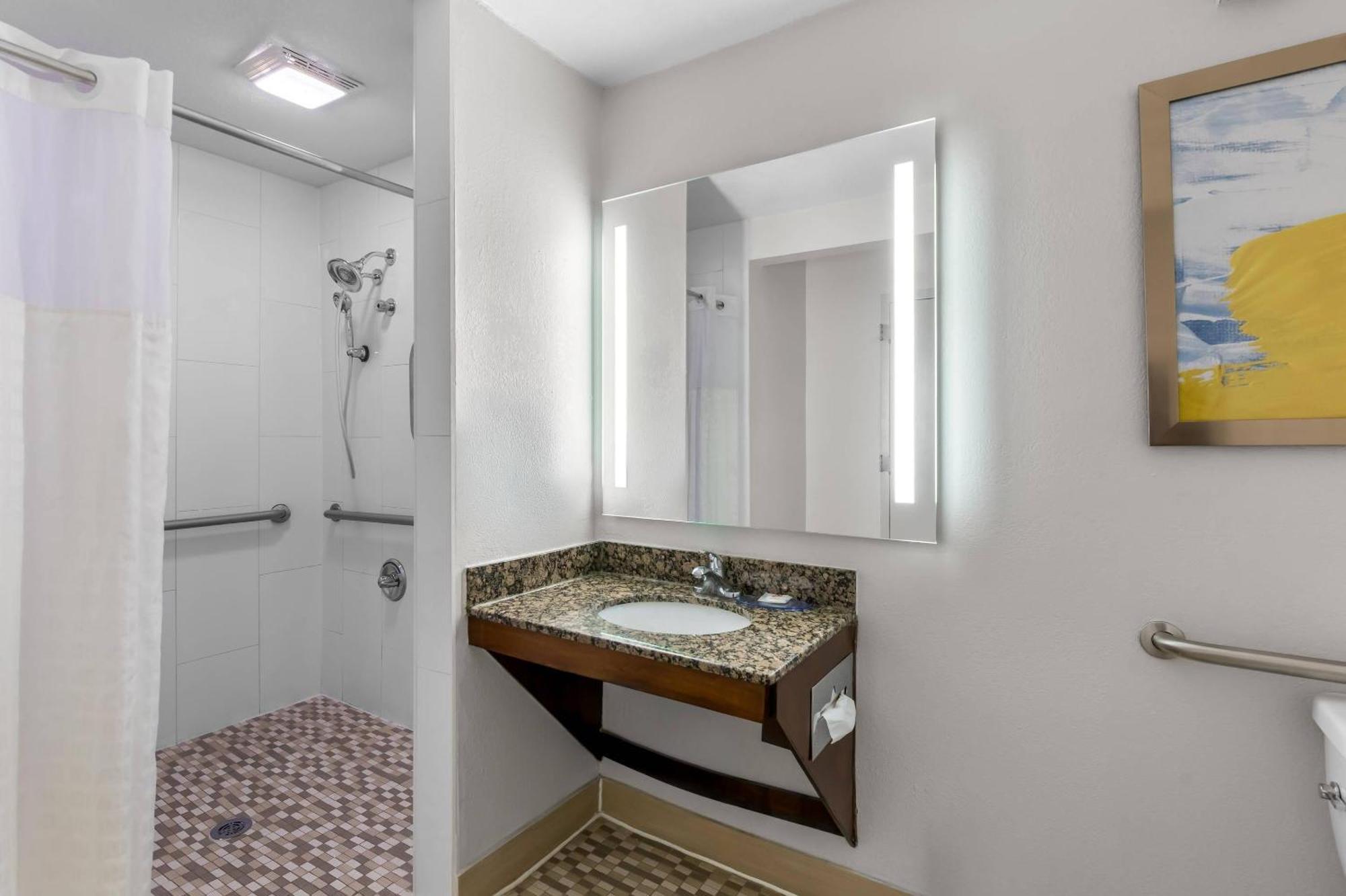 Comfort West 2* Nashville