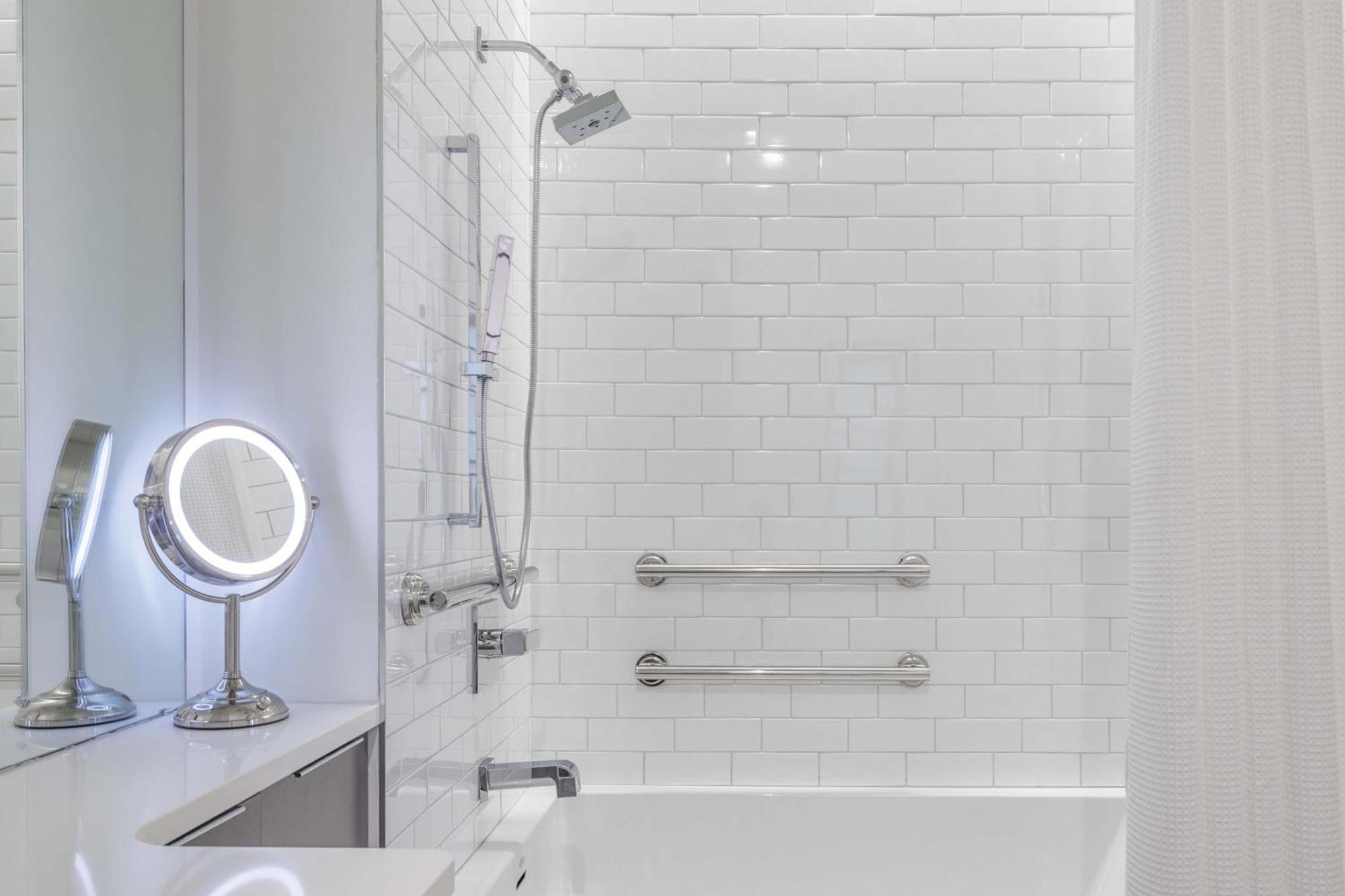 121 By Avantstay Modern Comfort In Nashville's West End Hotel