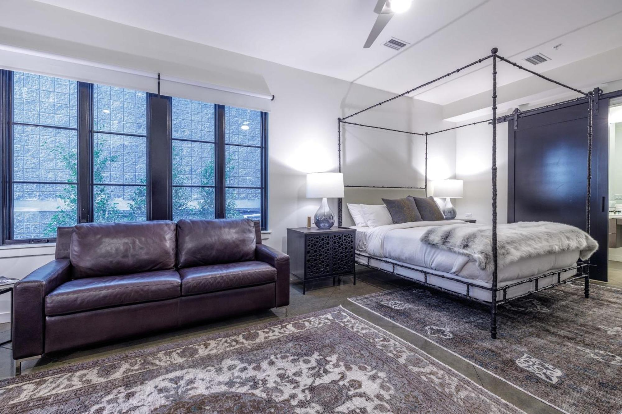 121 By Avantstay Modern Comfort In Nashville's West End Nashville