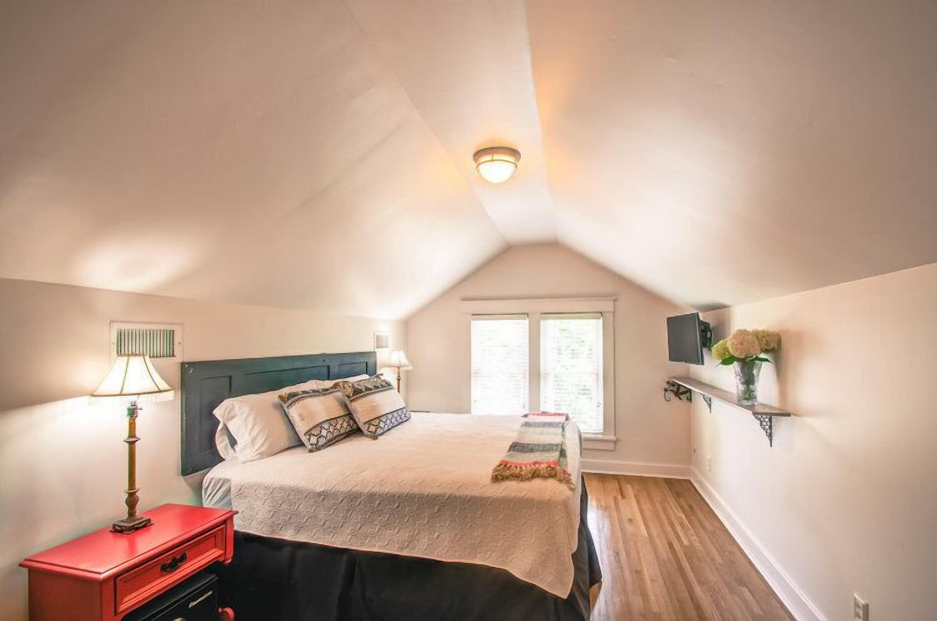 Bed & Breakfast Belmont Blvd 3*