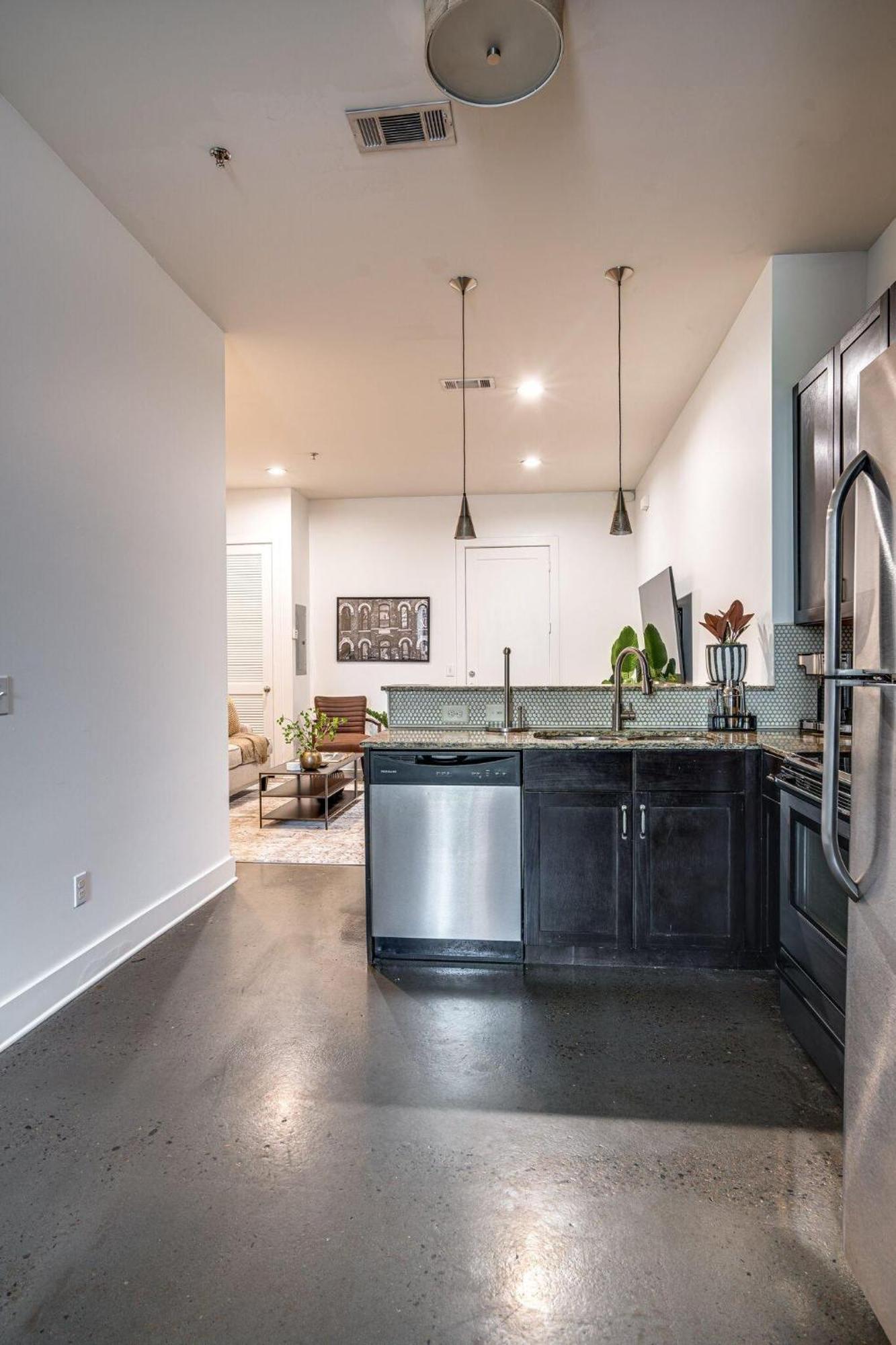 Lofts At 30th-urban Nest-4 Mins To Midtown Holiday home *